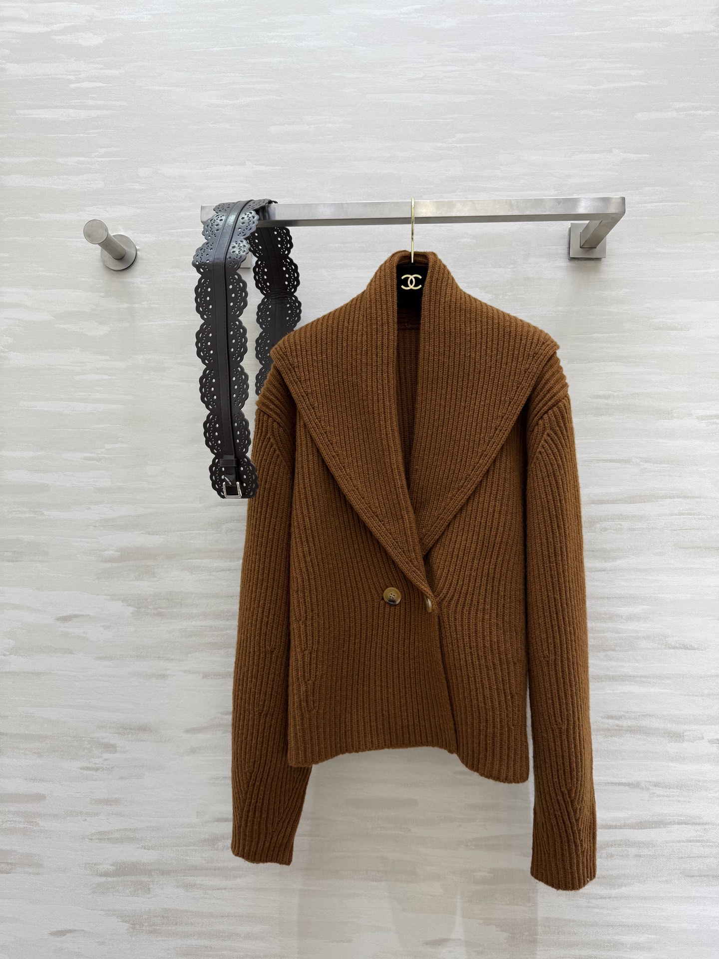 Toteme Oversized Collar Knit Cardigan | Soft Wool Blend, Ribbed Texture