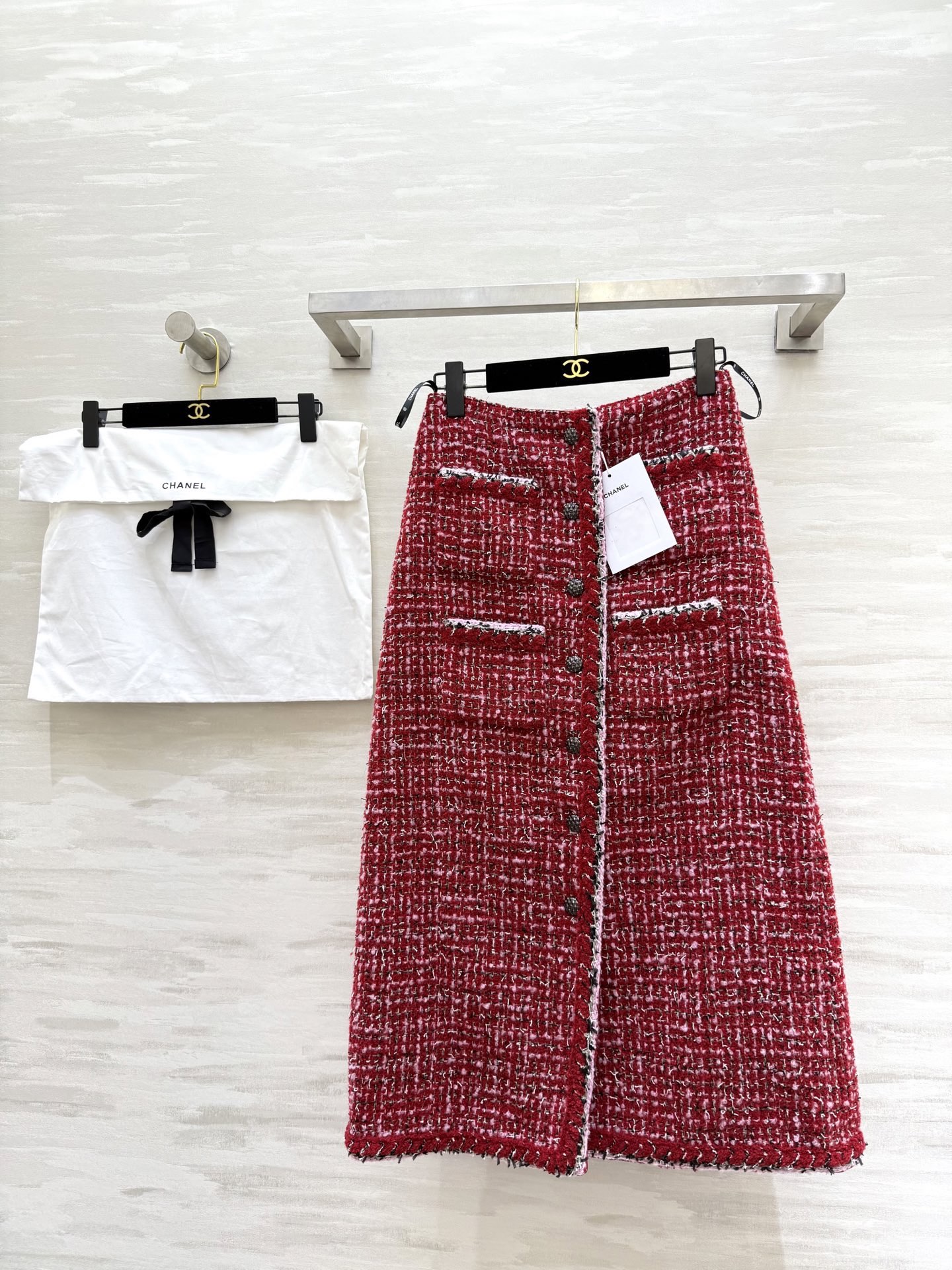 NO:639070,#ChaneK Autumn and winter new style wool blended woven tweed skirt, high quality customization, available in stock first sizeS/M/L (S size waist 72, hip 92, skirt length 84), Chanel-clothing, chanel, chanel, skirts, alexander wang19860909#ChaneK 秋冬新款 羊毛混纺编织花呢半裙 高品质定制 现货首发sizeS/M/L（s码腰围72,臀围92,裙长84）,香奈儿-服装,chanel,chanel,skirts,alexander wang,Women's clothing