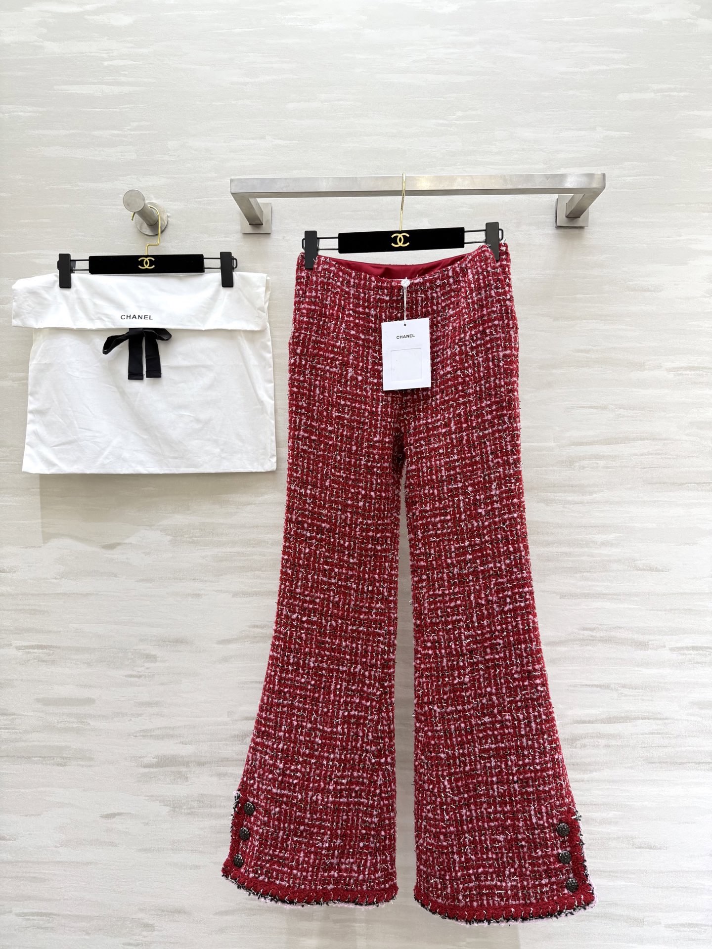 NO:639064,#Chanek new autumn and winter style wool blended woven bootcut trousers, high quality custom-made, available in stock, sizeS/M/L (S size waist 66, hip 88, trouser length 104), Chanel-clothing, chanel, chanel, alexander wang19860909#Chanek秋冬新款 羊毛混纺编织微喇长裤 高品质定制 现货首发sizeS/M/L（s码腰围66,臀围88,裤长104）,香奈儿-服装,chanel,chanel,alexander wang,Women's clothing