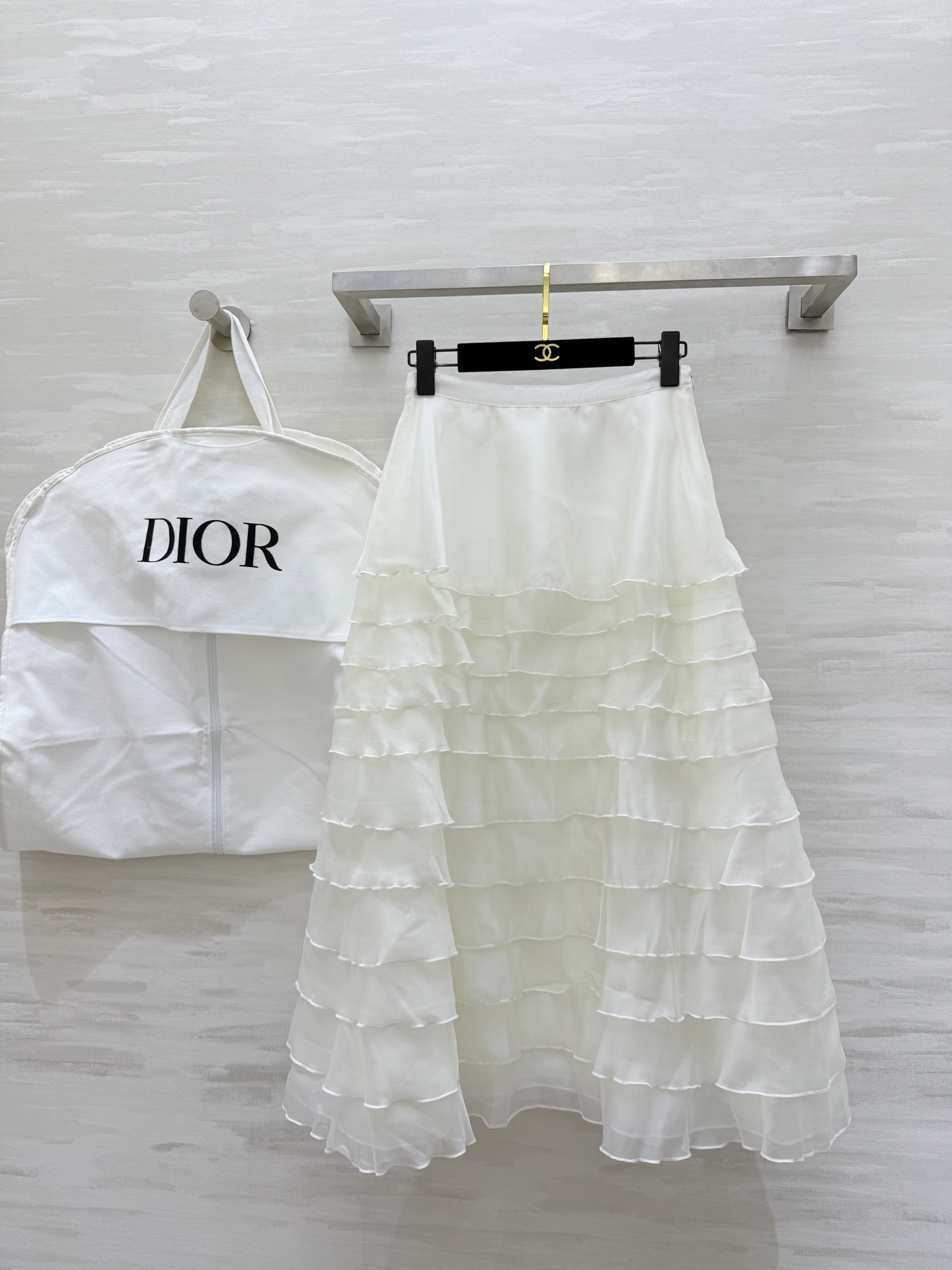 NO:639030,#DIO New Early Spring Cake Skirt Elegant and High-Quality Customized Available in Stock First SizeS/M/L (S Size Waist 66, Skirt Length 88), Dior-clothing, dior, dior, skirts, alexander wang19860909#DIO早春新款 蛋糕半裙 优雅大方 高品质定制 现货首发sizeS/M/L（s码腰围66,裙长88）,迪奥-服装,dior,dior,skirts,alexander wang,Women's clothing