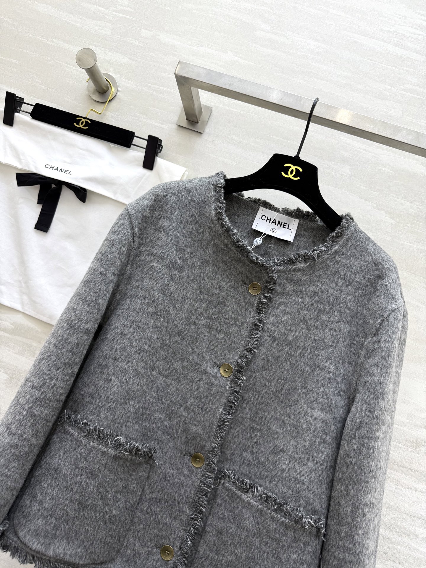 #Chane♡²⁵秋冬新款 双面呢羊毛外套 高品质定制 现货首发size：S/M/L（M码肩宽：46，胸