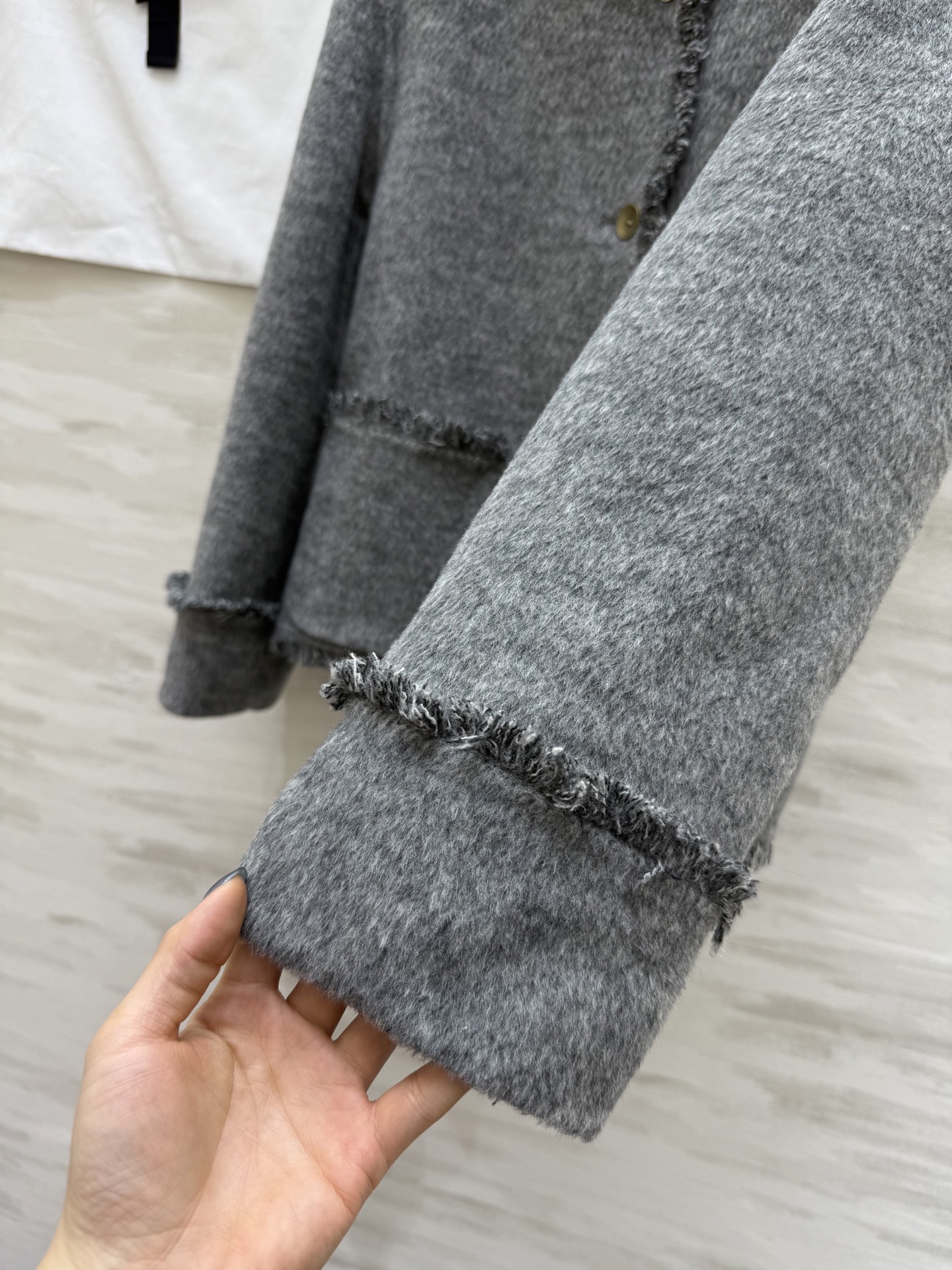 #Chane♡²⁵秋冬新款 双面呢羊毛外套 高品质定制 现货首发size：S/M/L（M码肩宽：46，胸