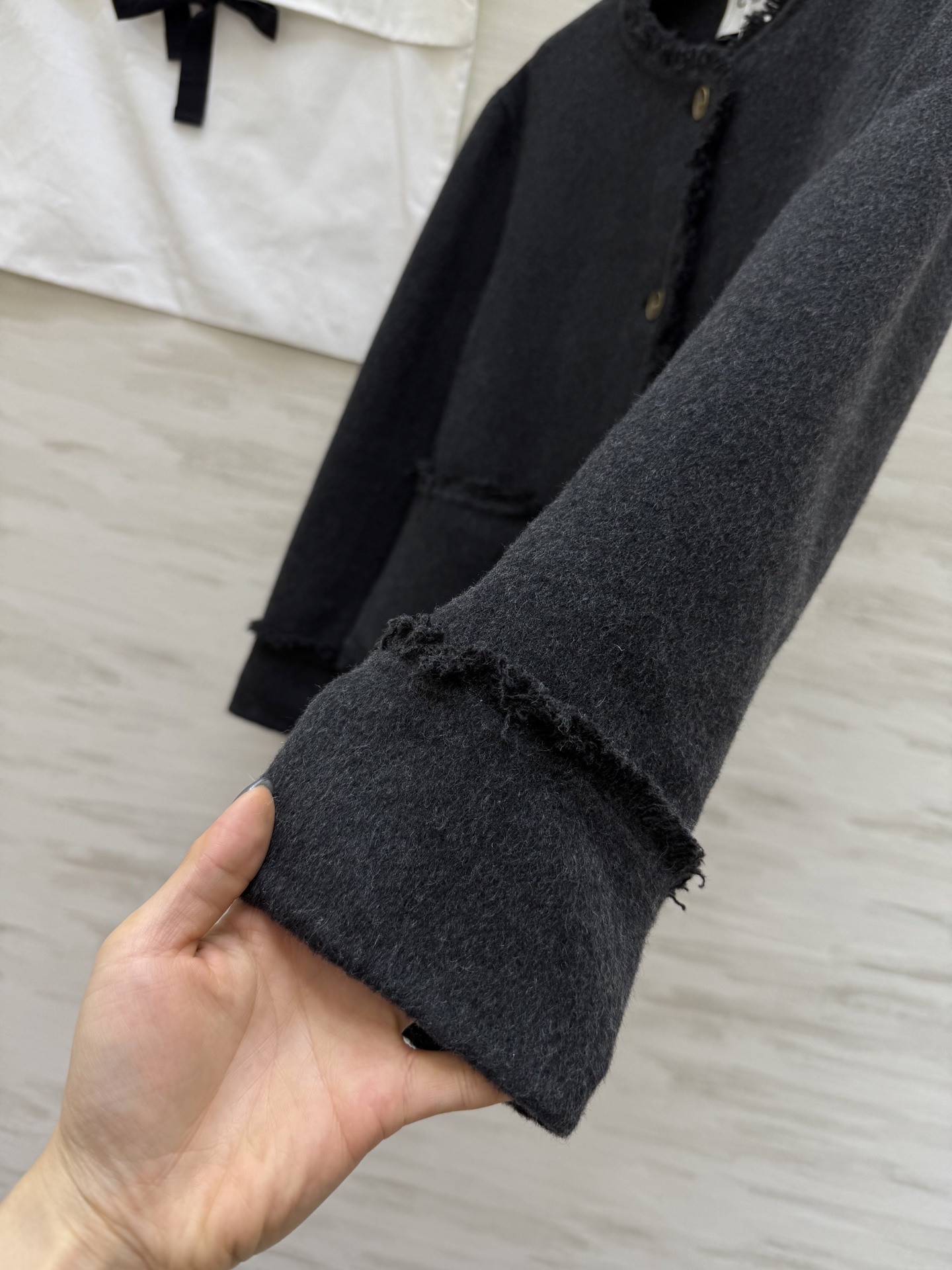 #Chane♡²⁵秋冬新款 双面呢羊毛外套 高品质定制 现货首发size：S/M/L（M码肩宽：46，胸