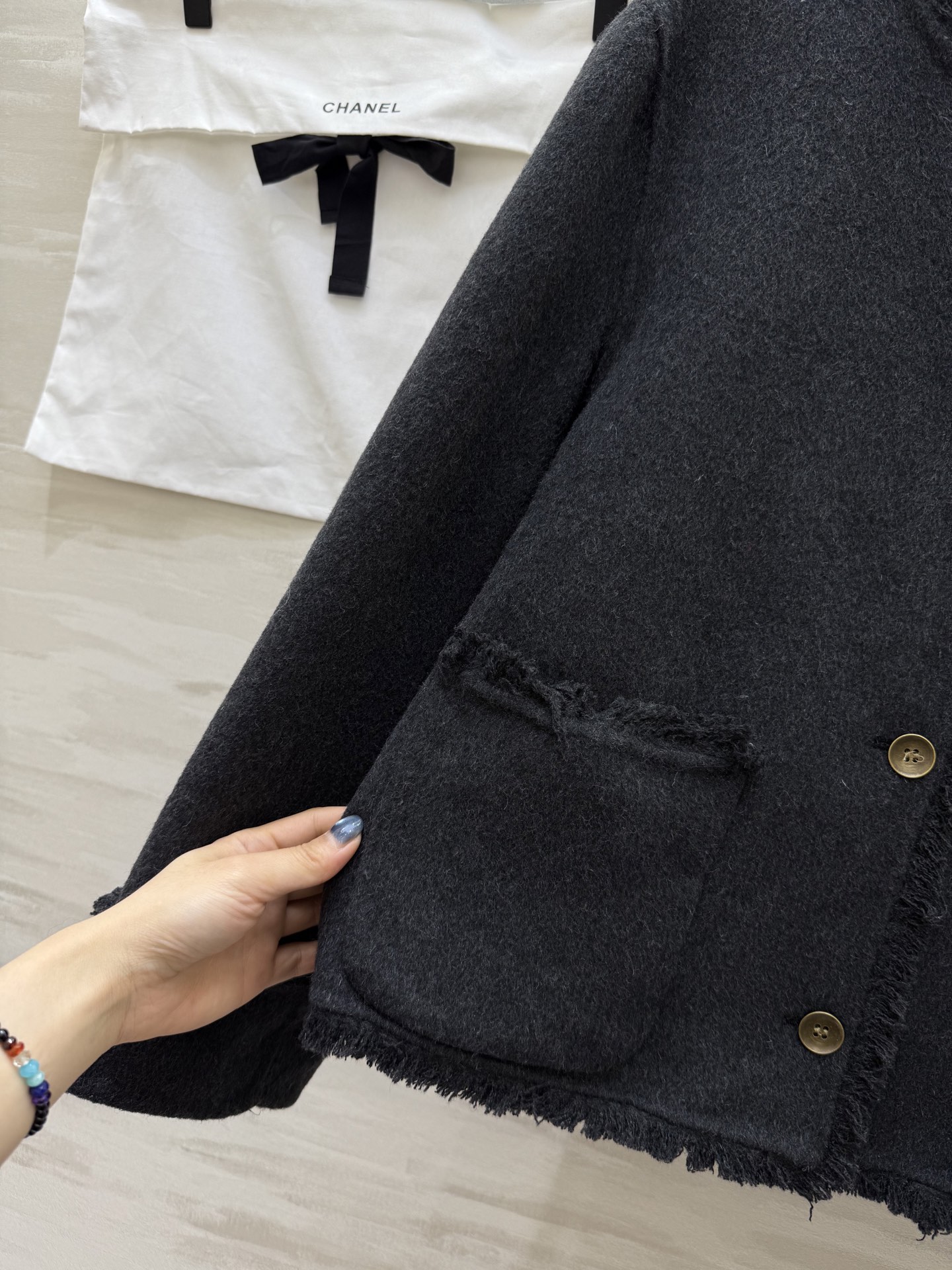 #Chane♡²⁵秋冬新款 双面呢羊毛外套 高品质定制 现货首发size：S/M/L（M码肩宽：46，胸