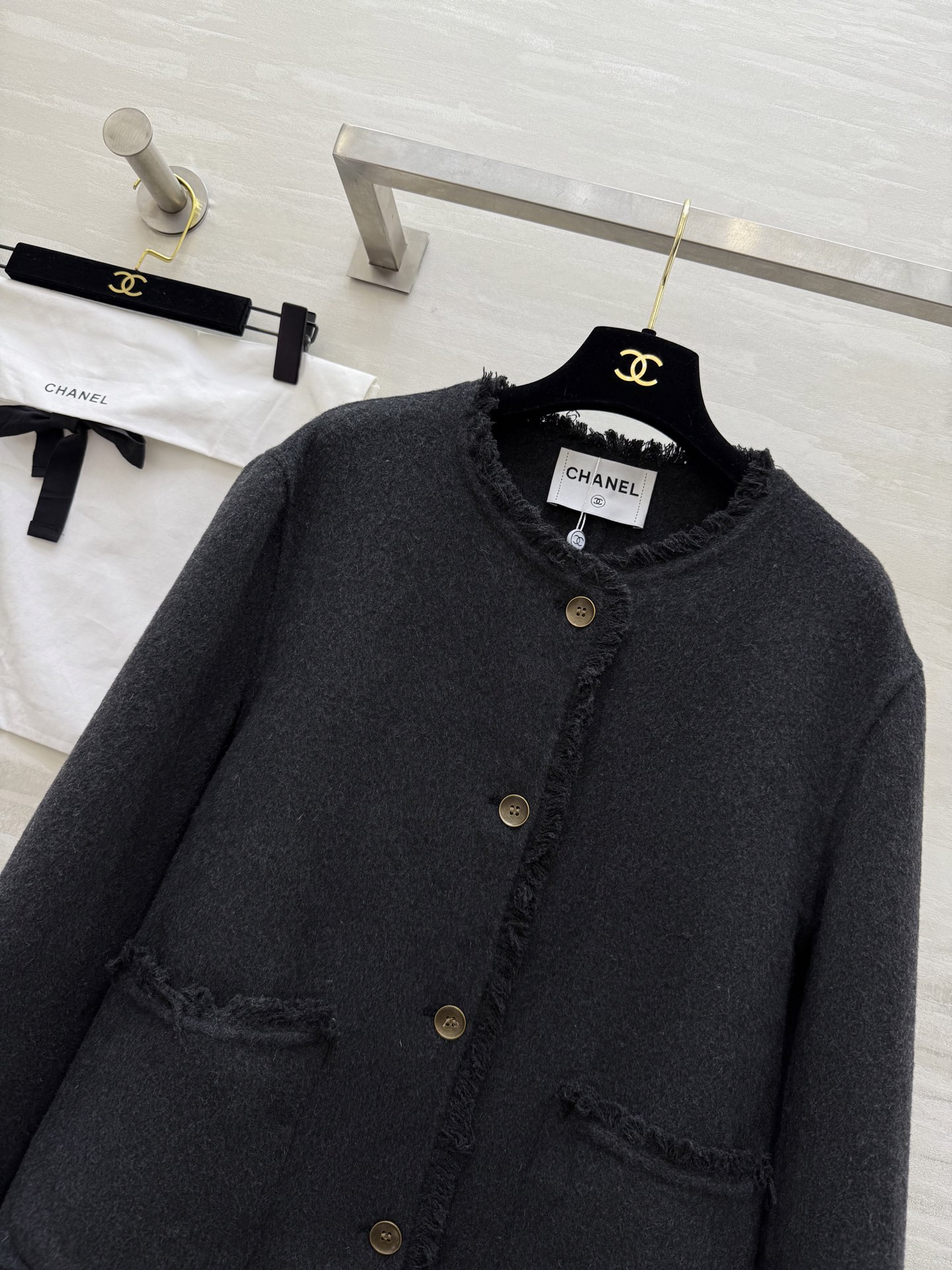 #Chane♡²⁵秋冬新款 双面呢羊毛外套 高品质定制 现货首发size：S/M/L（M码肩宽：46，胸