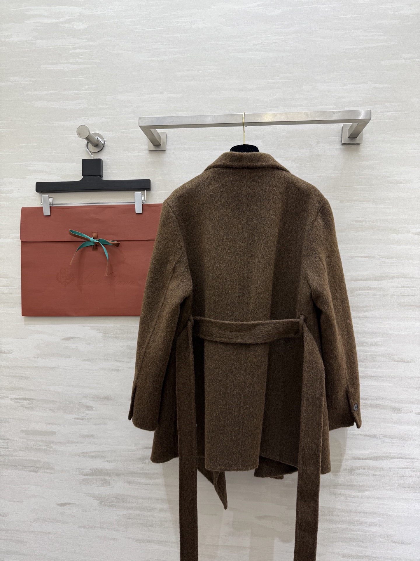 Loro Pian♡不规则翻领羊毛呢大衣 高品质定制 现货首发size：S/M/L（s码肩宽：42，胸围