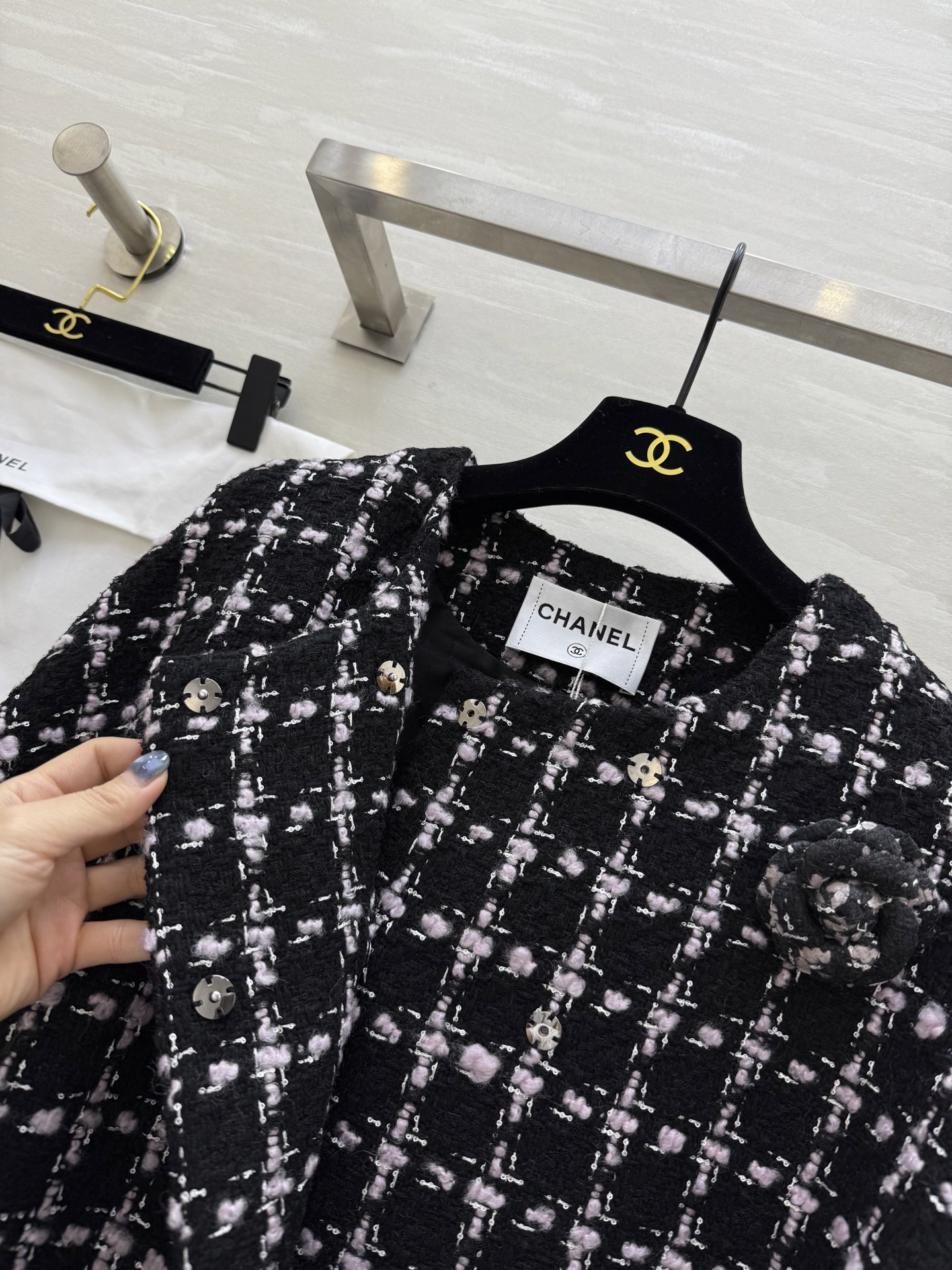 #Chane♡²⁶早春新款 羊毛编织花呢斗篷式外套 高品质定制 现货首发size：S/M/L（s码胸围：