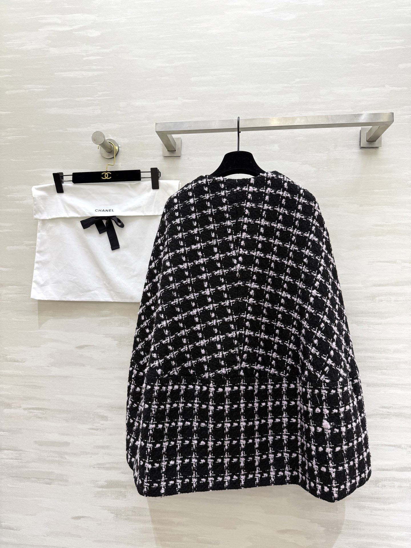 #Chane♡²⁶早春新款 羊毛编织花呢斗篷式外套 高品质定制 现货首发size：S/M/L（s码胸围：