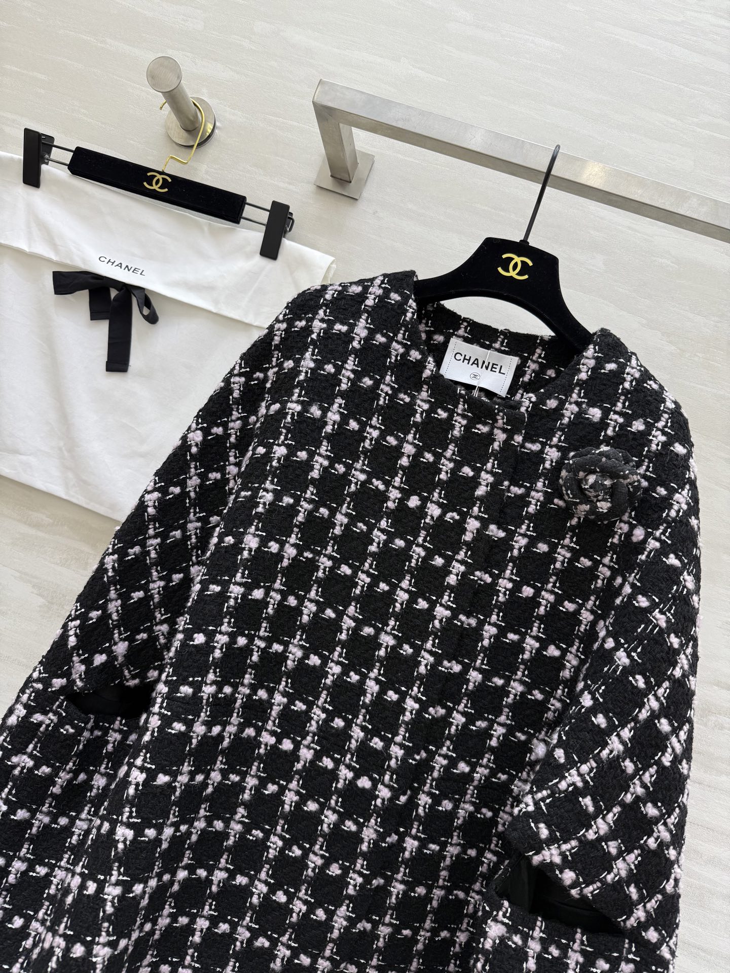 #Chane♡²⁶早春新款 羊毛编织花呢斗篷式外套 高品质定制 现货首发size：S/M/L（s码胸围：