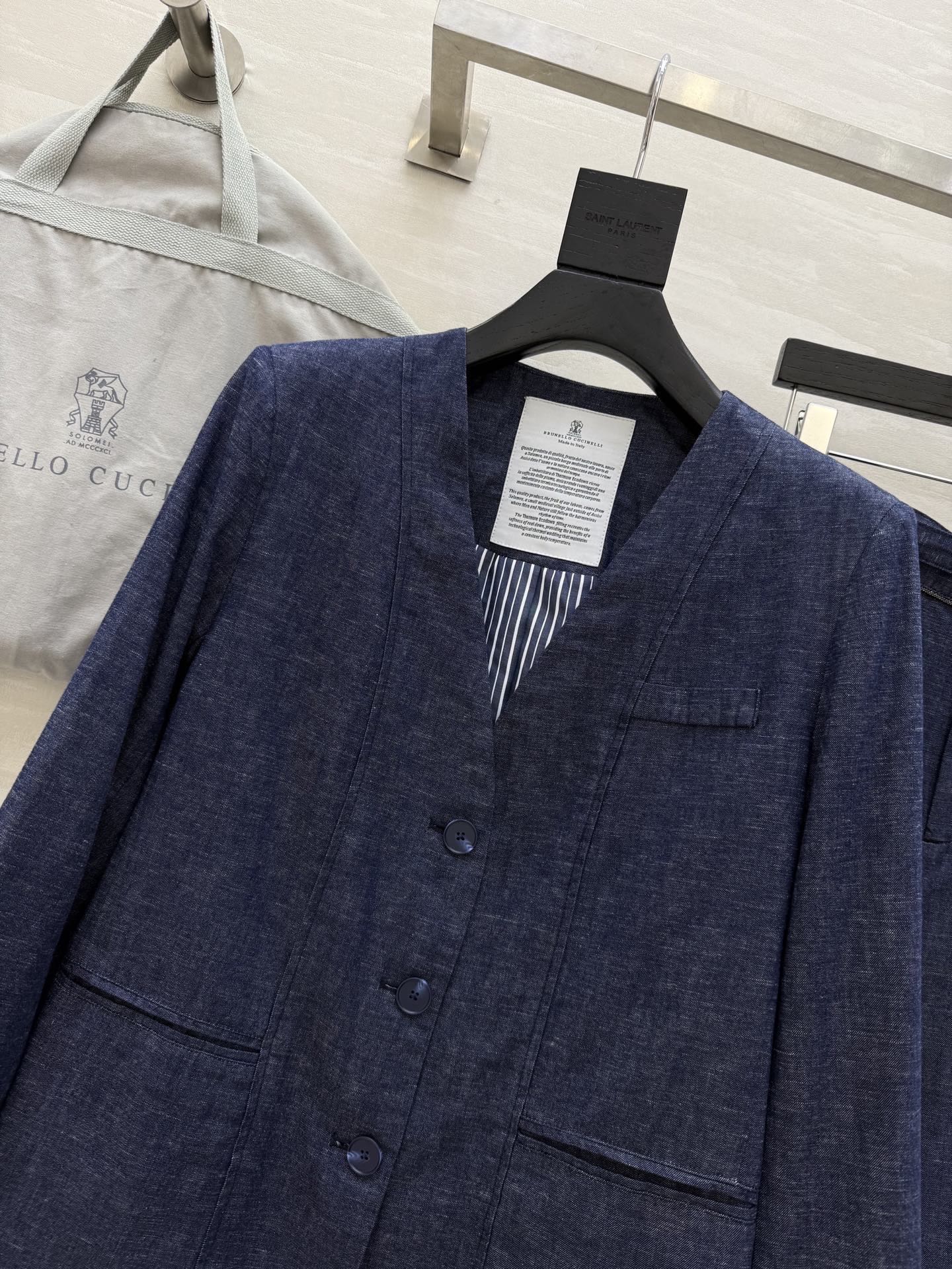 #BC新款 洗水牛仔系列 高品质 现货来size：S/M/L（西装s码肩宽：40，胸围：100，衣长：6