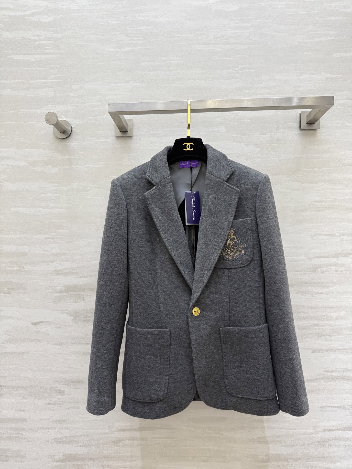 NO:666125,#Ralph Laure purple label series early spring new style college style suit jacket high quality customized ready stock sizeS/M/L (S size bust 94, length 66), loro piana,jackets & coats,business suit, 19860909#Ralph Laure紫标系列 早春新款 学院风西装外套 高品质定制 现货首发sizeS/M/L（s码胸围94,衣长66）,,loro piana,jackets & coats,business suit, ,Women's clothing