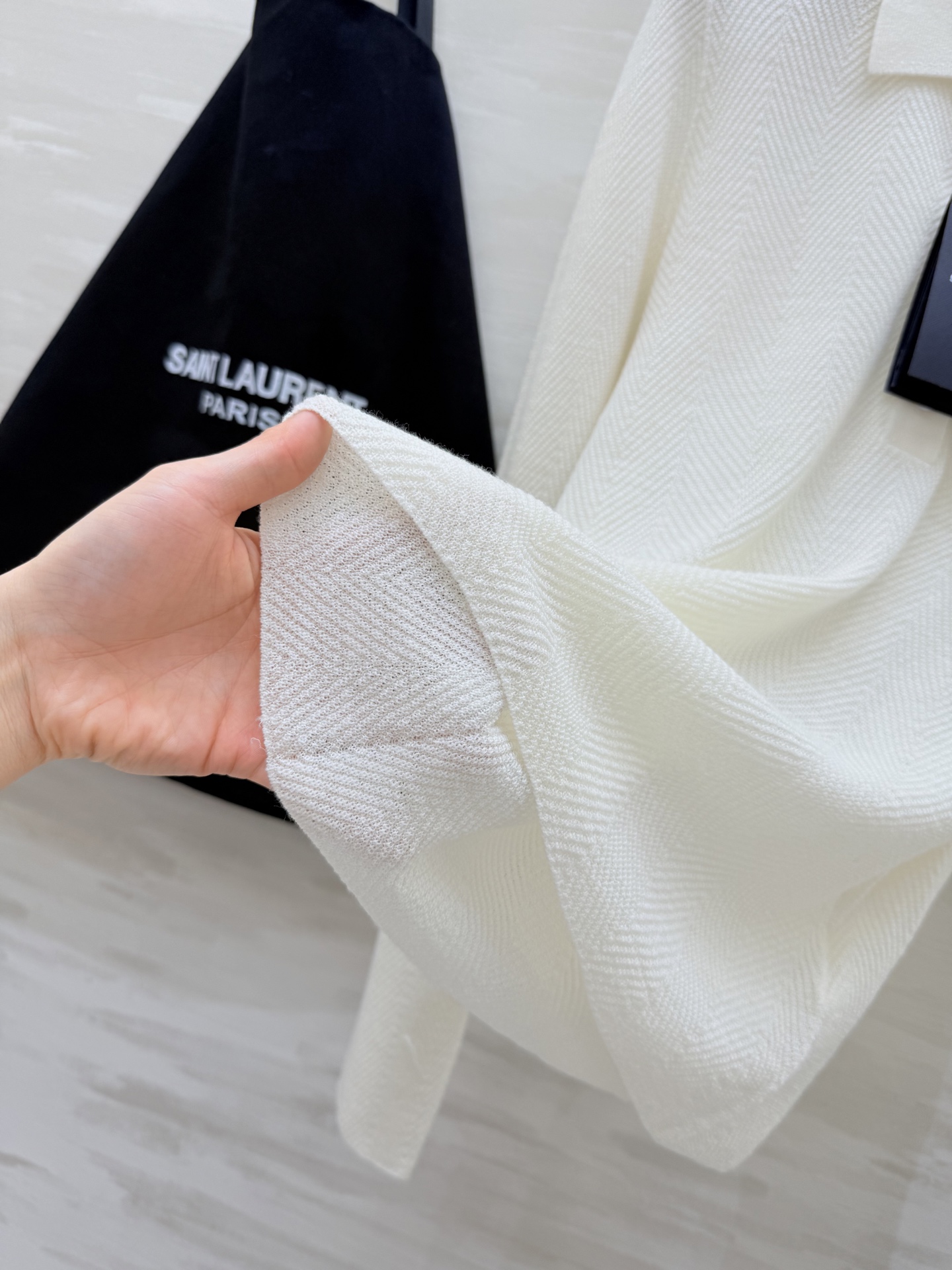 #ysl新款 美丽诺羊毛翻领上衣 高品质定制 现货首发size：S/M/L（M码胸围：82，衣长：61）