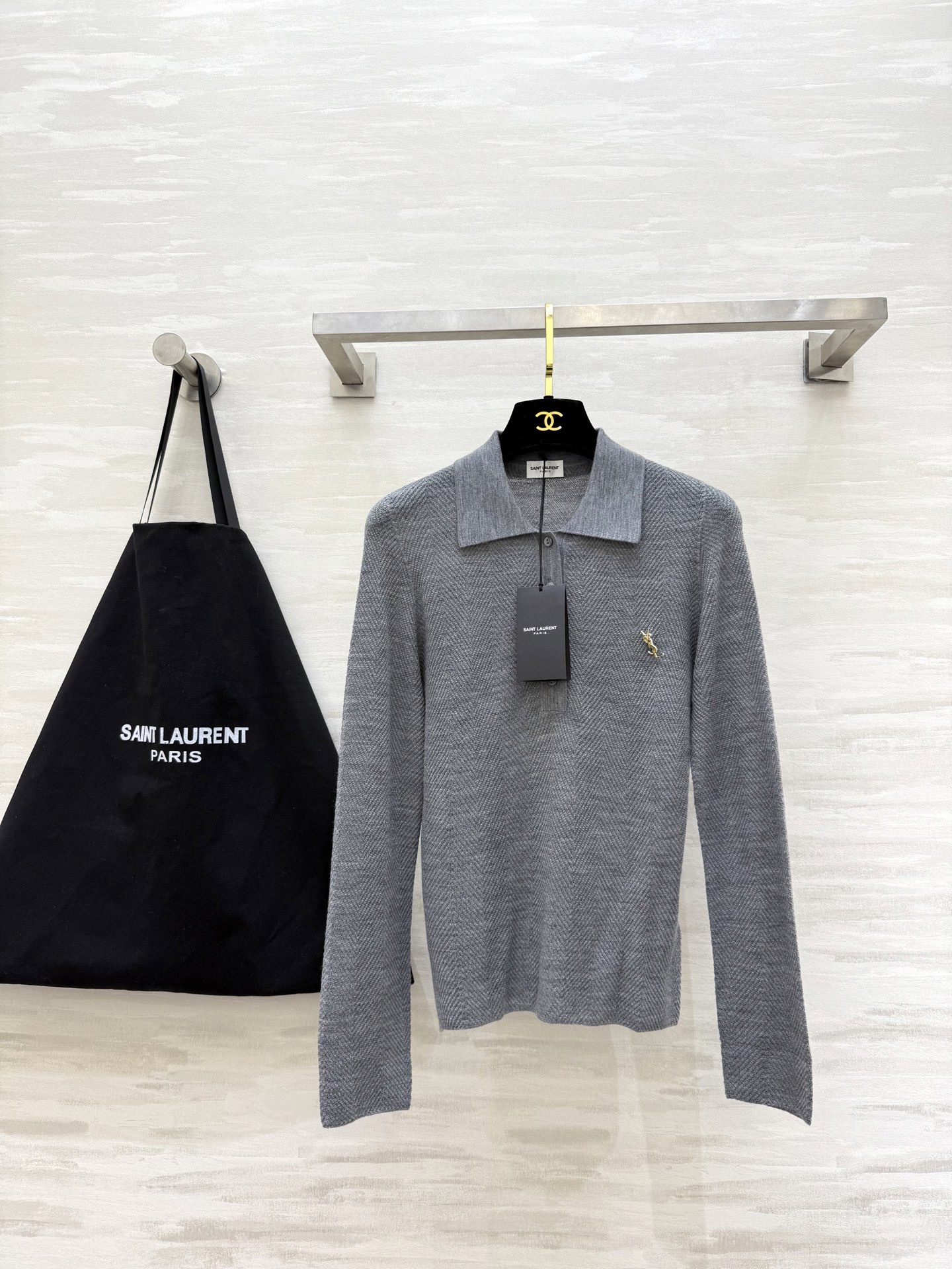 NO:676691,#ysl new merino wool lapel top, high quality customization, available in stock, sizeS/M/L (M size bust 82, length 61), saint laurent-clothing, saint laurent, saint laurent,19860909#ysl新款 美丽诺羊毛翻领上衣 高品质定制 现货首发sizeS/M/L（M码胸围82,衣长61）,圣罗兰-服装,saint laurent,saint laurent,,Women's clothing