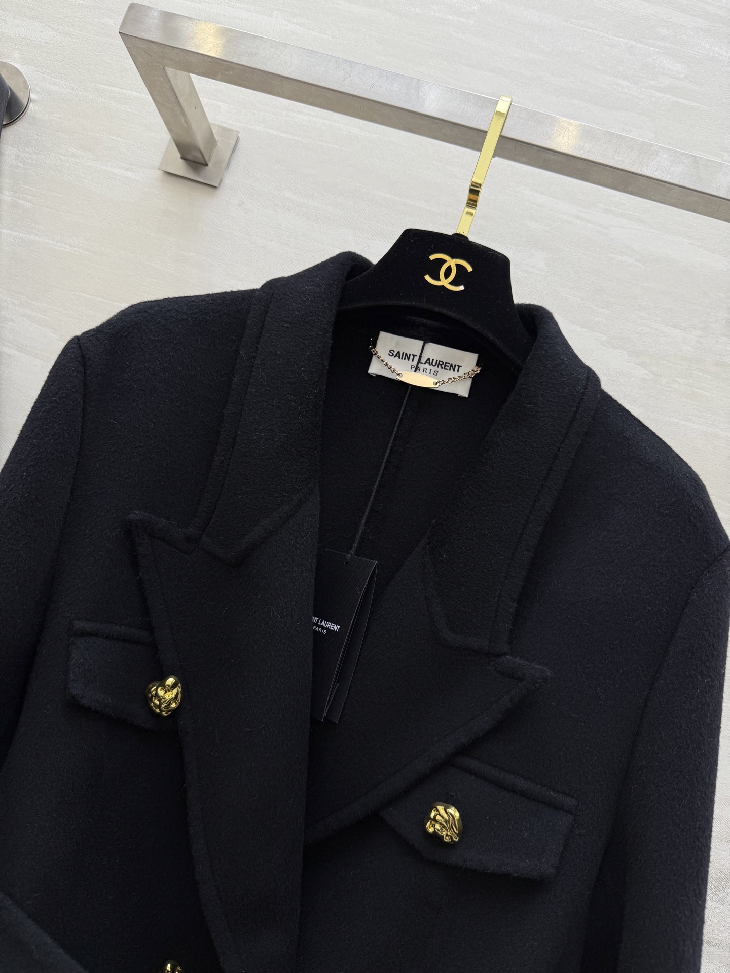 Saint Lauren♡ 双面羊毛呢外套 采用高品质羊毛柔软又保暖 秋冬穿超合适！双排扣腰带设计 修饰