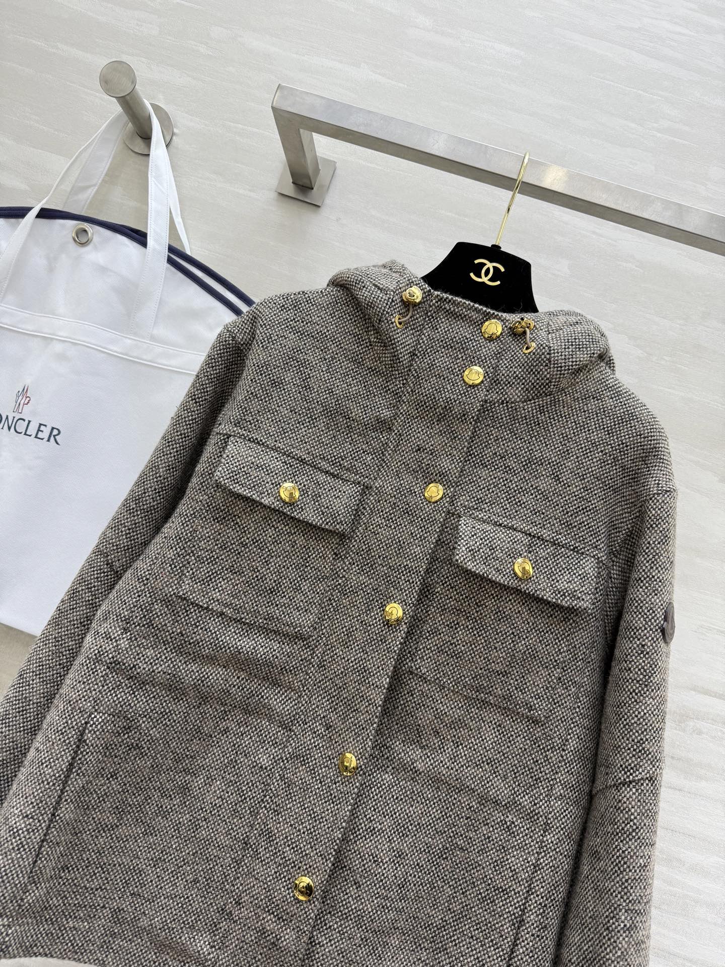 #Moncle♡²⁶早春新款 连帽收腰风衣外套 高品质定制 现货首发size：S/M/L（s码胸围：94