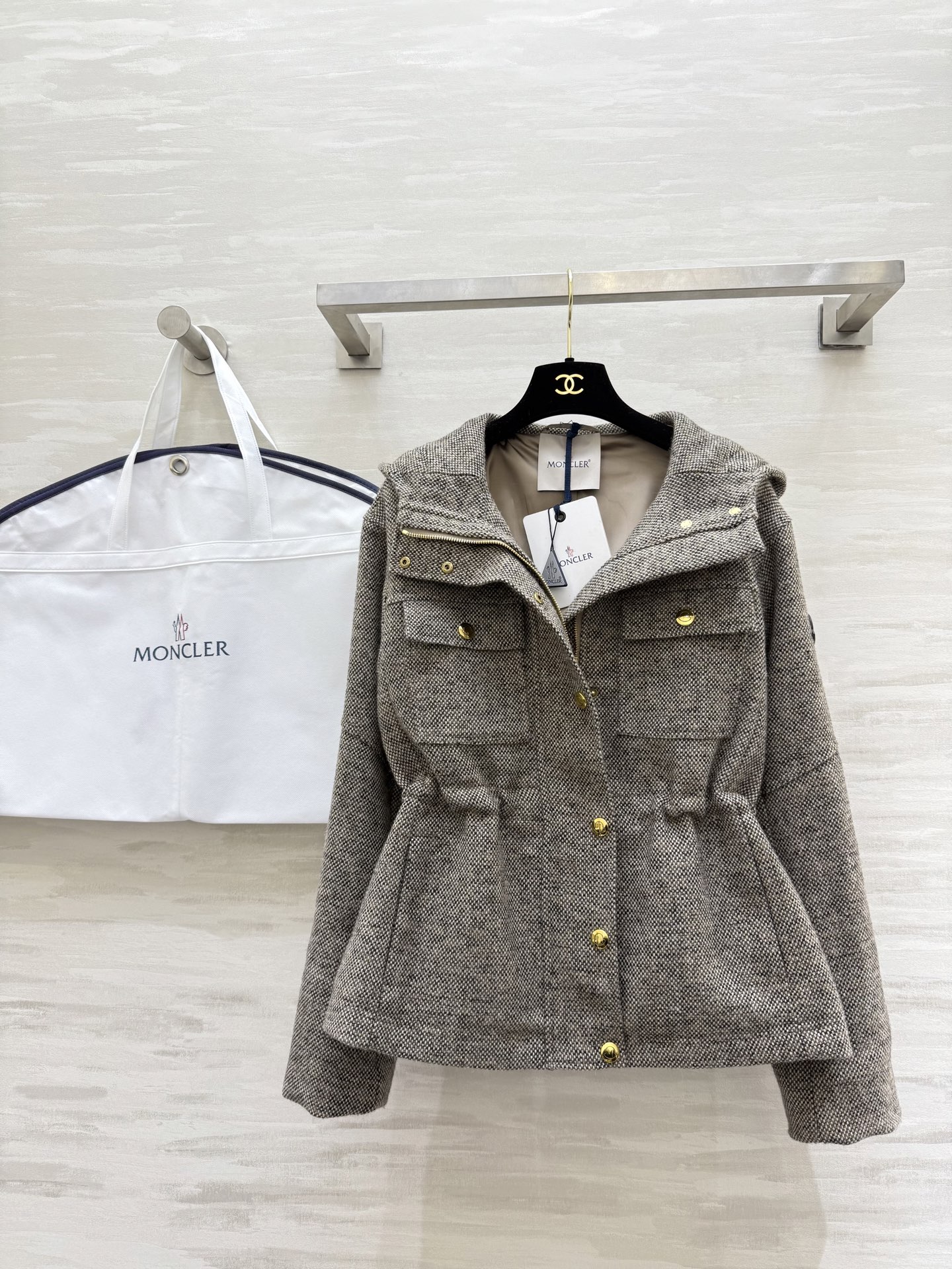 #Moncle♡²⁶早春新款 连帽收腰风衣外套 高品质定制 现货首发size：S/M/L（s码胸围：94