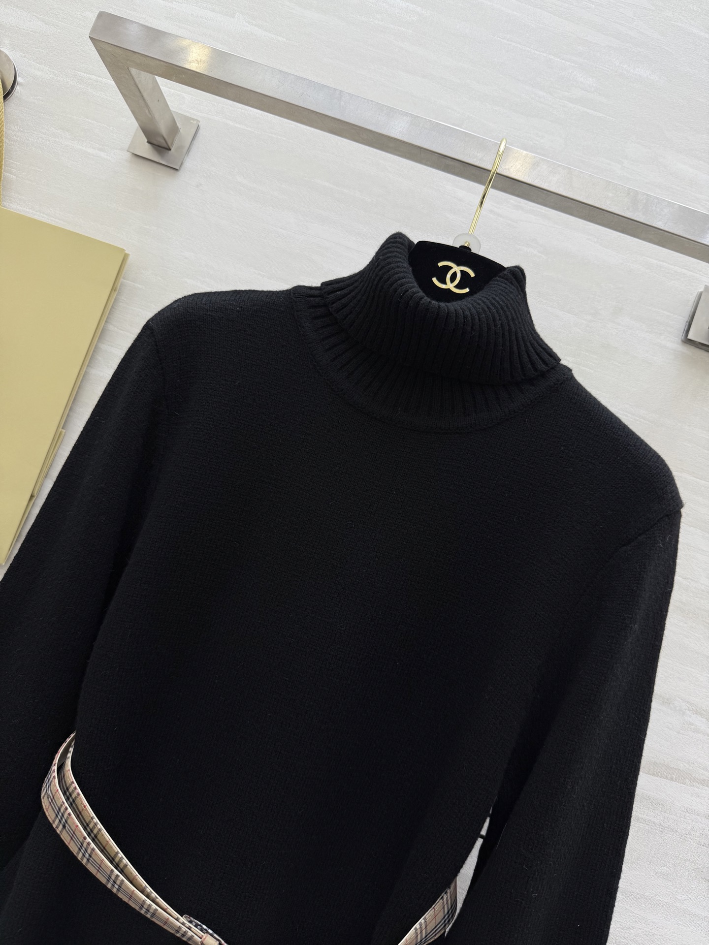 #Burberr♡新款 英伦风高领毛衣裙 定制100%羊毛纱线亲肤保暖 高品质定制 现货首发size：S