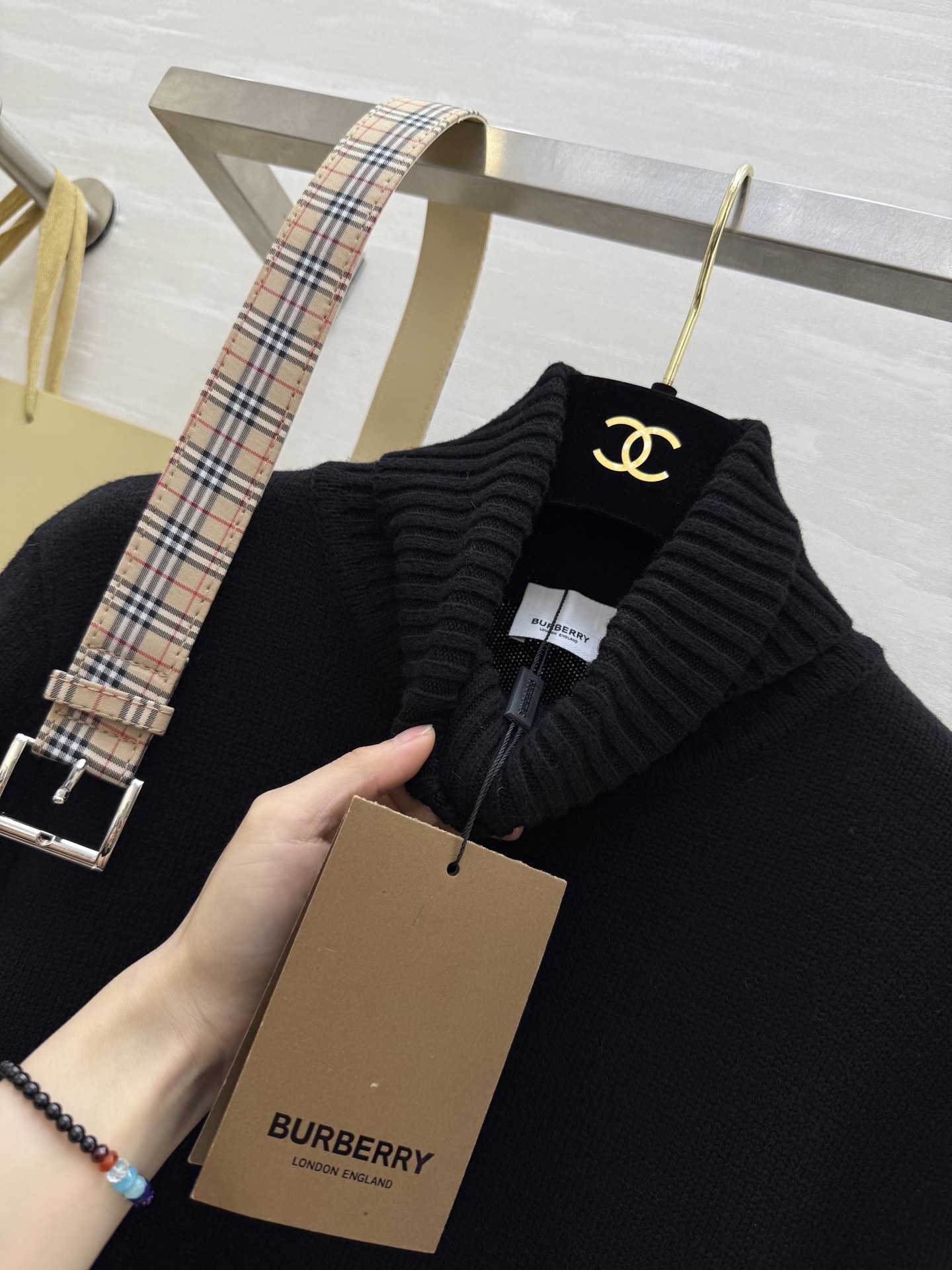 #Burberr♡新款 英伦风高领毛衣裙 定制100%羊毛纱线亲肤保暖 高品质定制 现货首发size：S