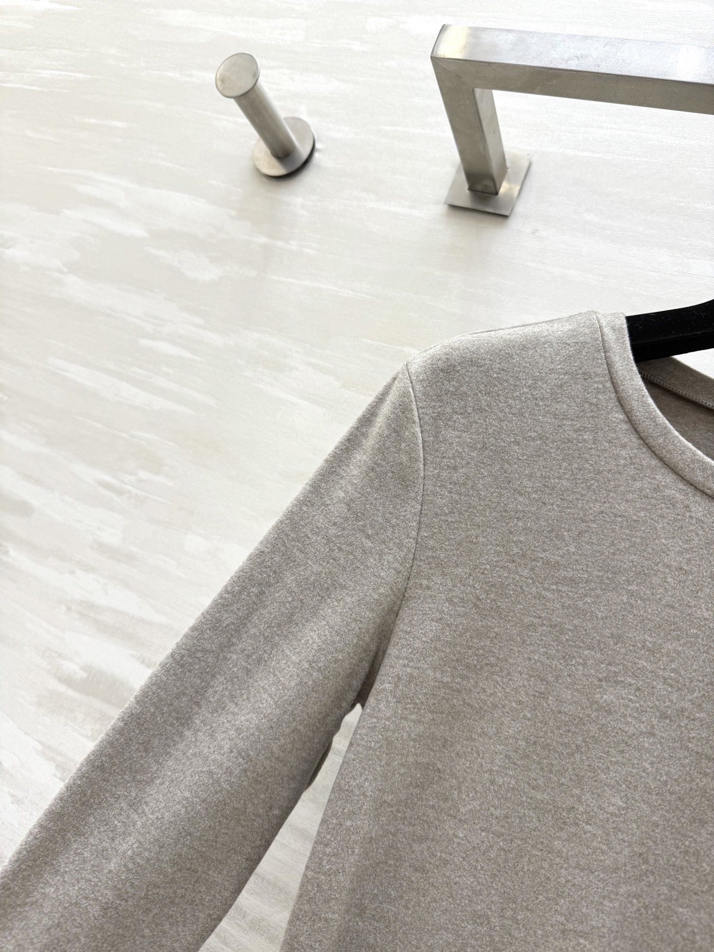 #The Row爆款圆领连衣裙 极简风 高级百搭 定制进口磨毛面料 亲肤舒适 高品质 现货首发size：