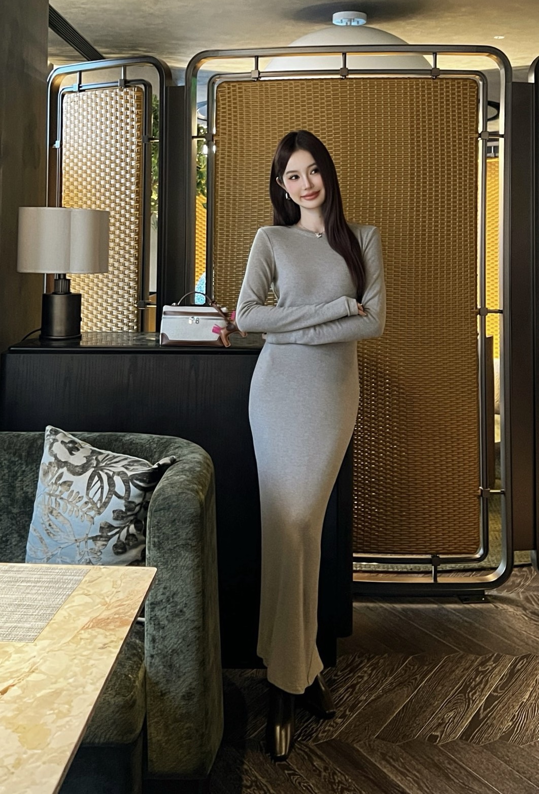 #The Row爆款圆领连衣裙 极简风 高级百搭 定制进口磨毛面料 亲肤舒适 高品质 现货首发size：