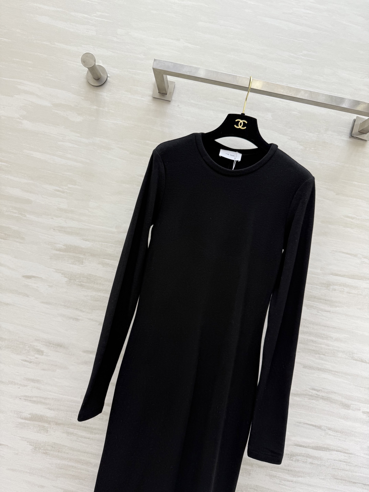 #The Row爆款圆领连衣裙 极简风 高级百搭 定制进口磨毛面料 亲肤舒适 高品质 现货首发size：