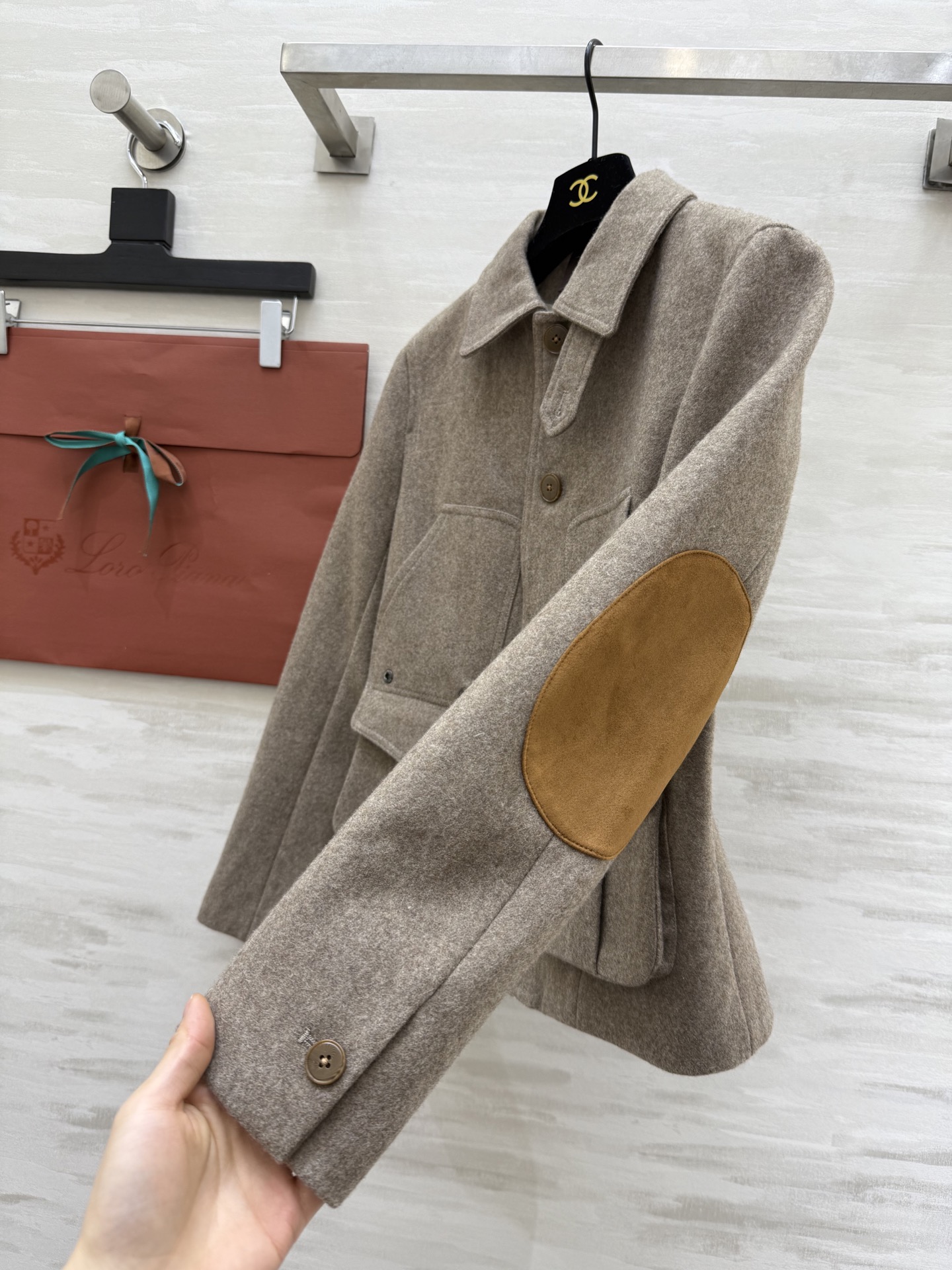 #Loro Pian♡²⁶早春新款 老钱风外套 定制羊毛面料亲肤舒适 高品质 现货首发size：S/M/