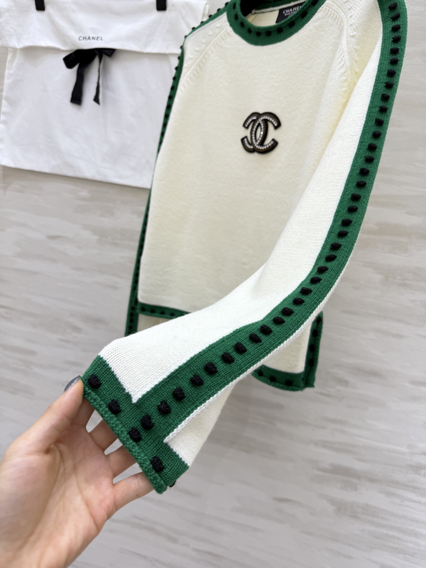 #Chane♡²⁵秋冬新款 中古系列 撞色羊毛上衣 高品质定制 现货首发size：36/38/40（38