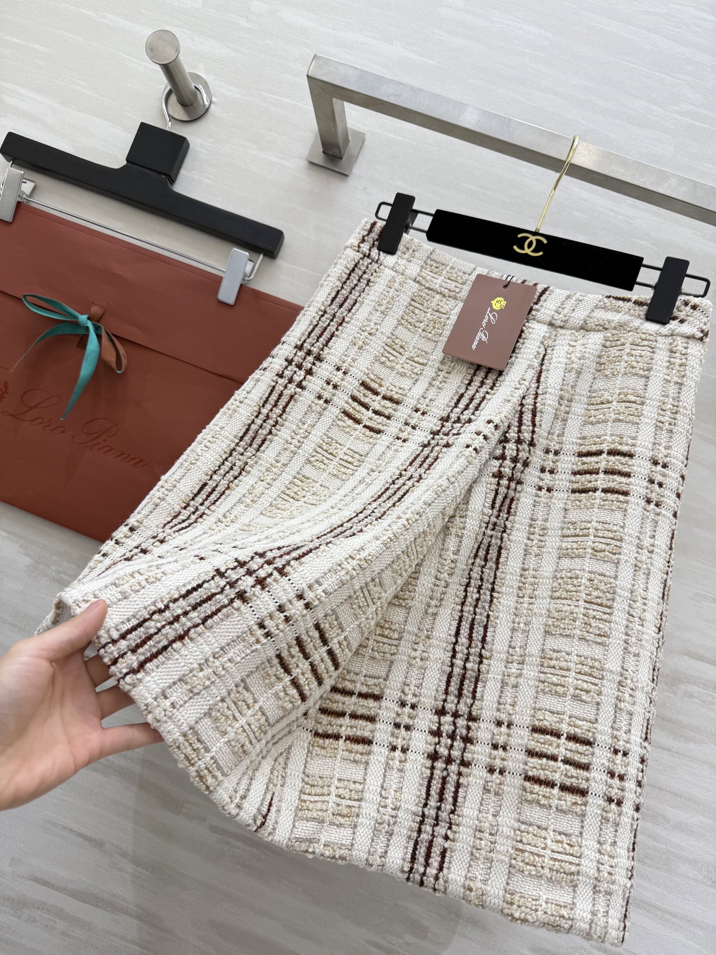 Loro Pian♡假日系列 粗花呢半裙 高品质定制 现货首发size：S/M/L（s码腰围：64，裙长