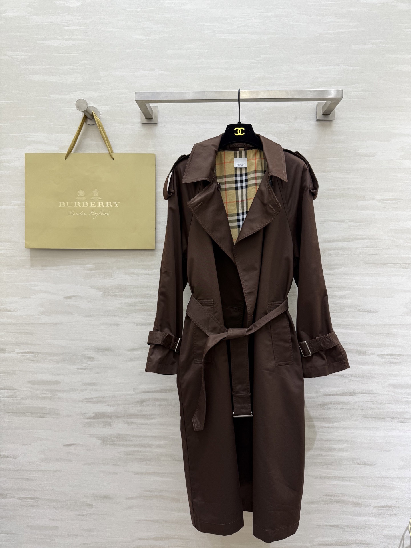 #Burburr♡²⁶早春新款 内里格纹风衣外套 高品质定制 现货首发size：S/M/L（s码胸围：1