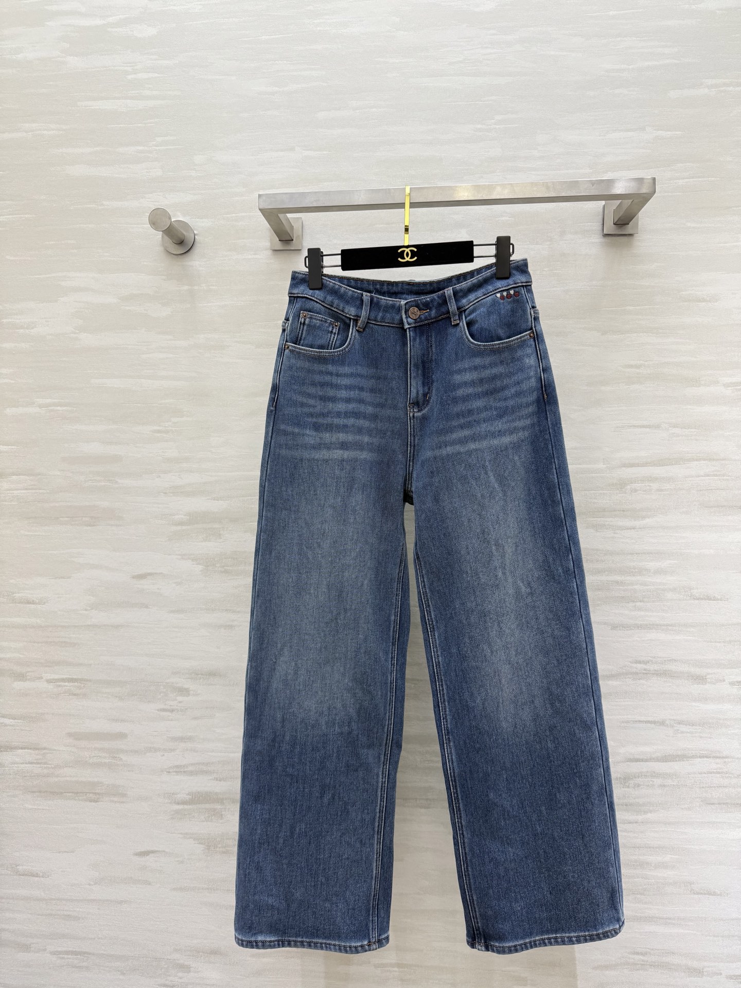 #ami 加绒丹尼牛仔裤 直筒裤型时髦显瘦 内里加绒舒适保暖 高品质定制 现货首发size：26/27/