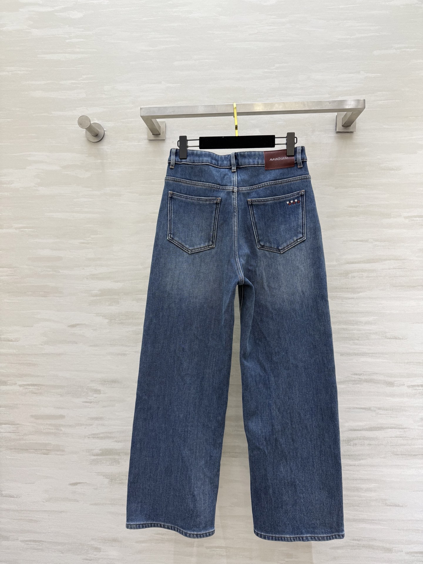 #ami 加绒丹尼牛仔裤 直筒裤型时髦显瘦 内里加绒舒适保暖 高品质定制 现货首发size：26/27/