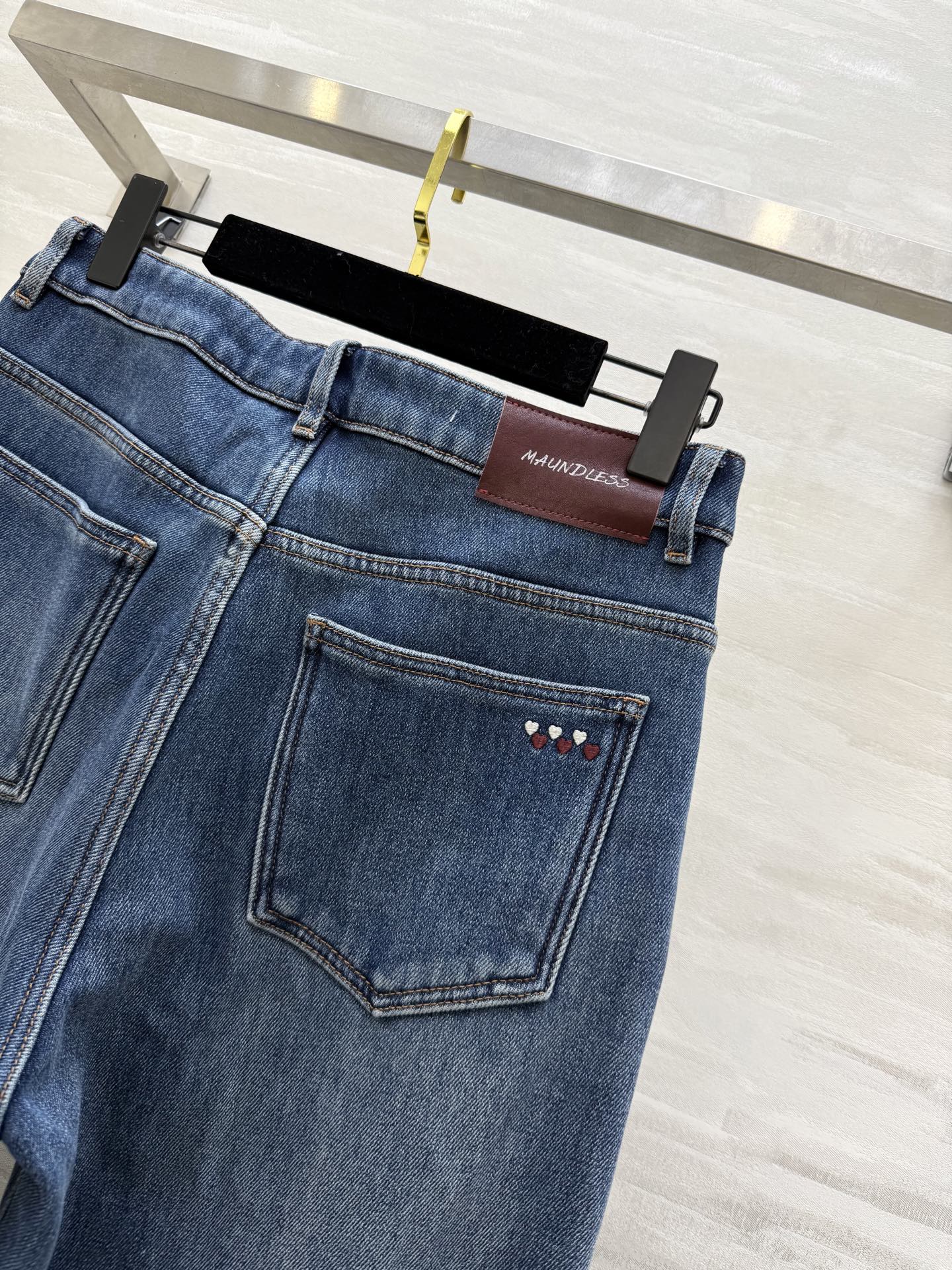 #ami 加绒丹尼牛仔裤 直筒裤型时髦显瘦 内里加绒舒适保暖 高品质定制 现货首发size：26/27/