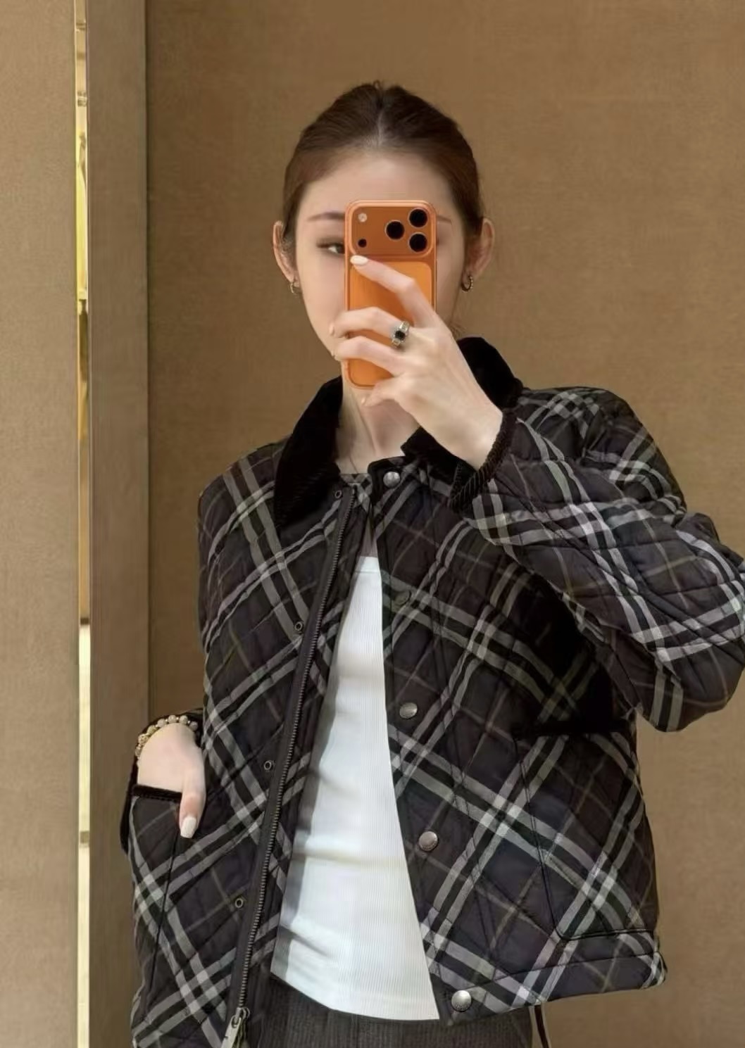 NO:676683,,Burberry-clothing,19860909,博柏利-服装,,Women's clothing