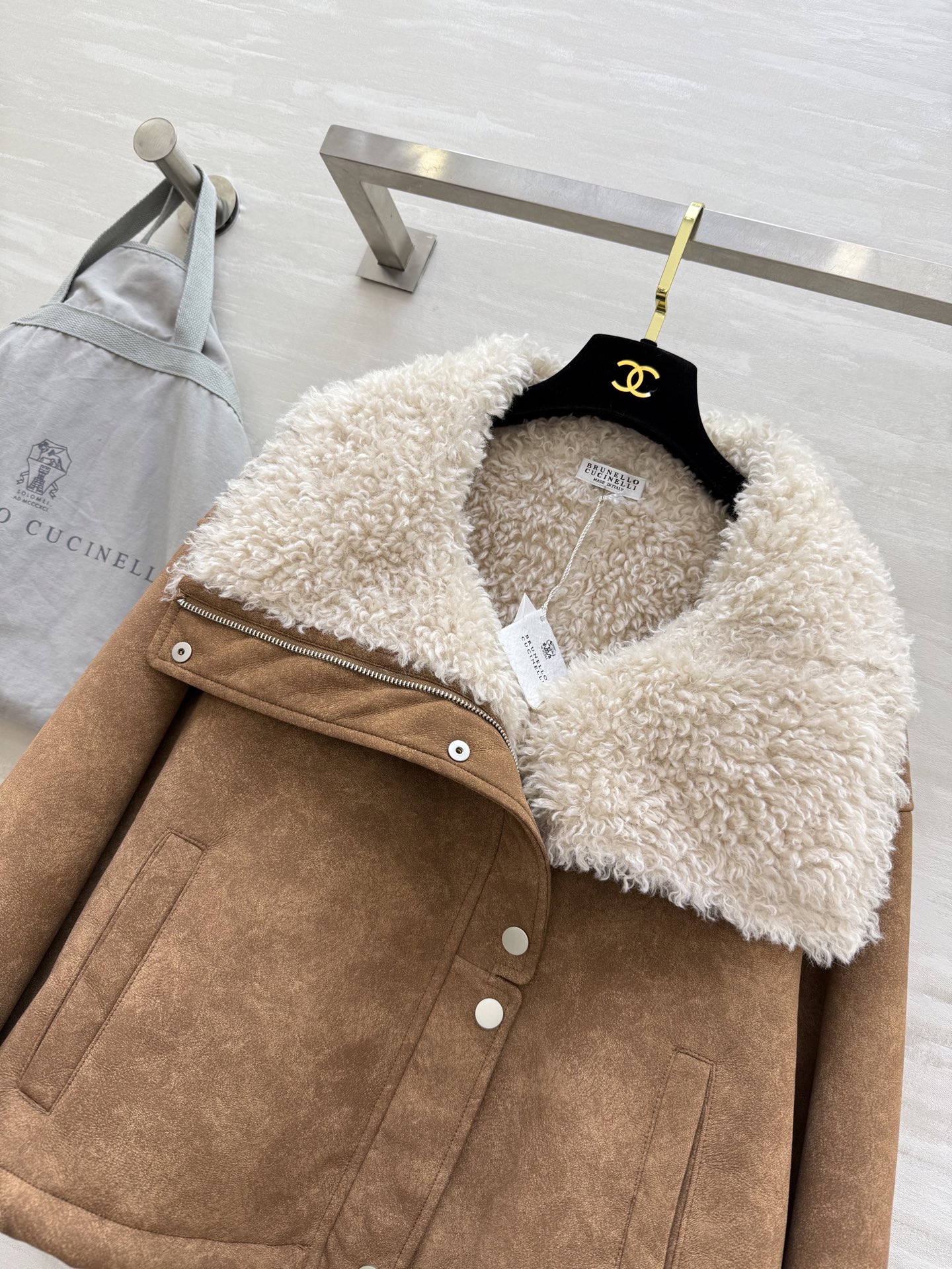 #Brunello Cucinell♡羊羔毛外套 复古时髦 高品质定制 现货首发size：S/M/L（s