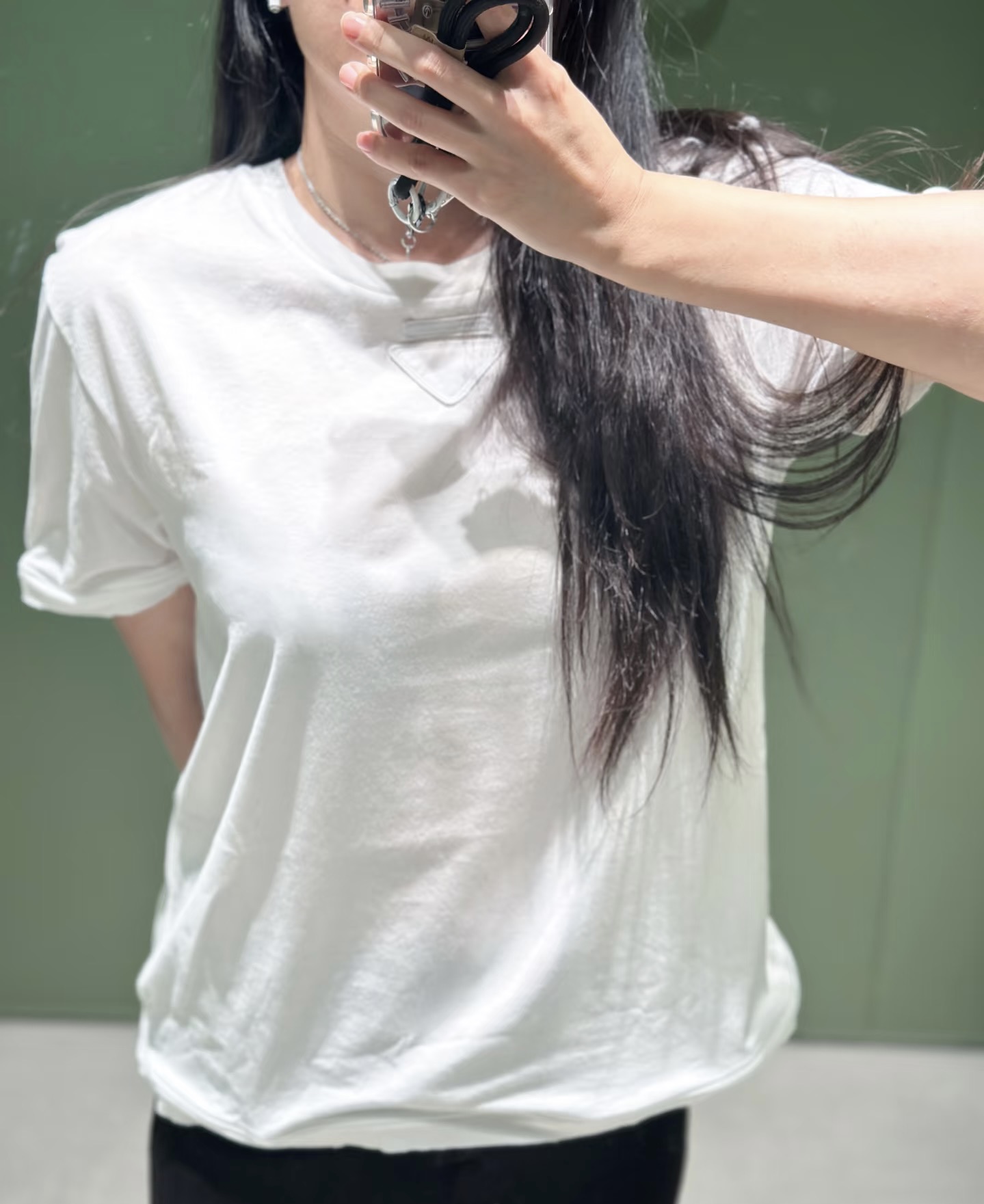 #Prad♡²⁶假日系列 筋骨感短袖T恤 高品质定制 现货首发size：S/M/L（）