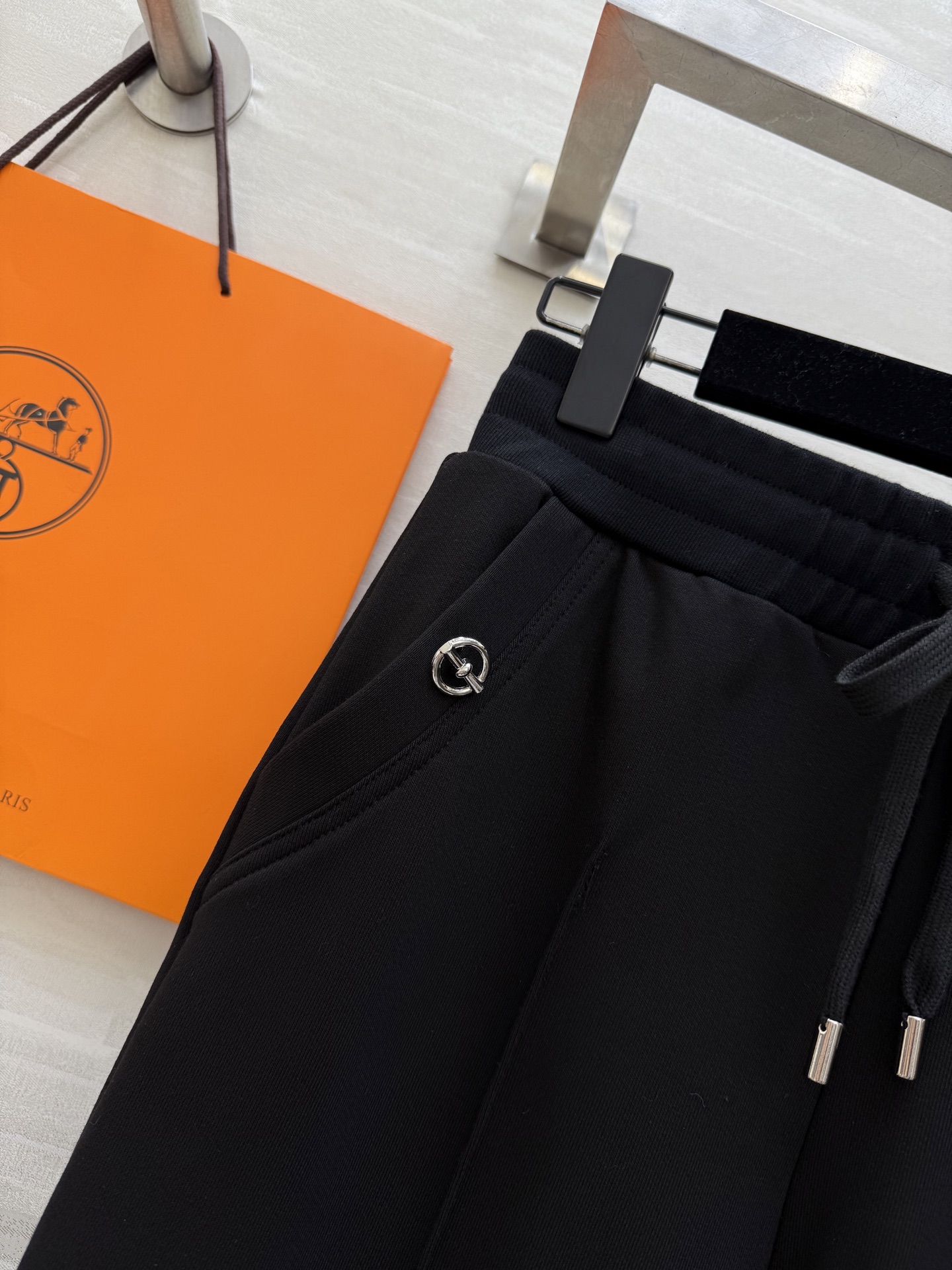 #Herme♡²⁶早春新款 连帽休闲套装 进口高密度纯棉质地亲肤舒适 高品质 现货首发size：S/M/