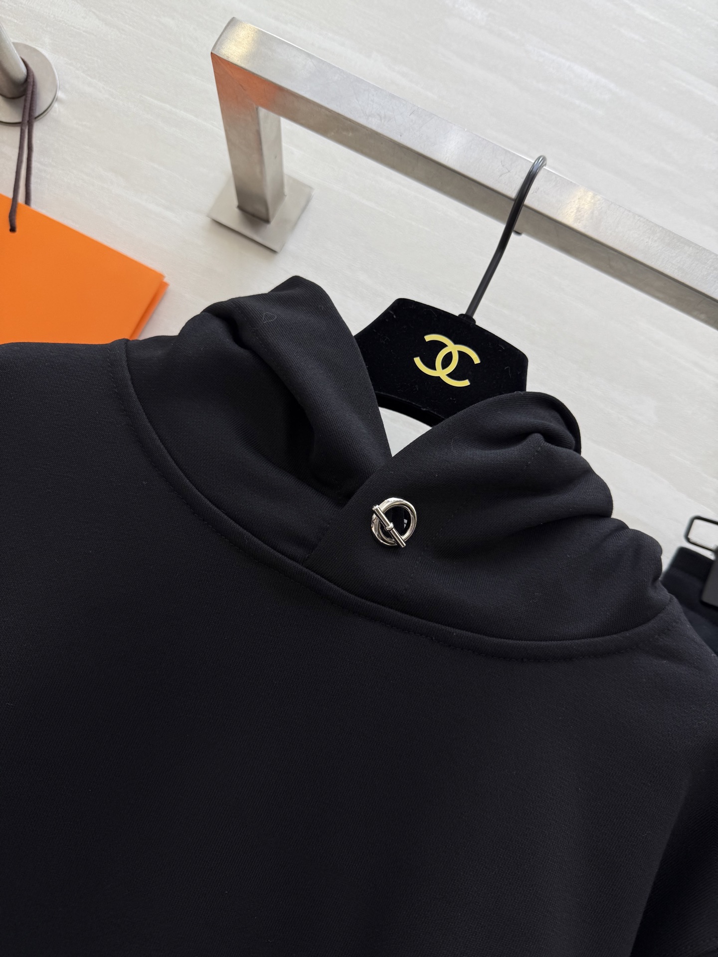 #Herme♡²⁶早春新款 连帽休闲套装 进口高密度纯棉质地亲肤舒适 高品质 现货首发size：S/M/