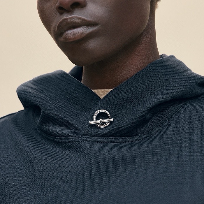 NO:683991,,,19860909,,,Women's clothing