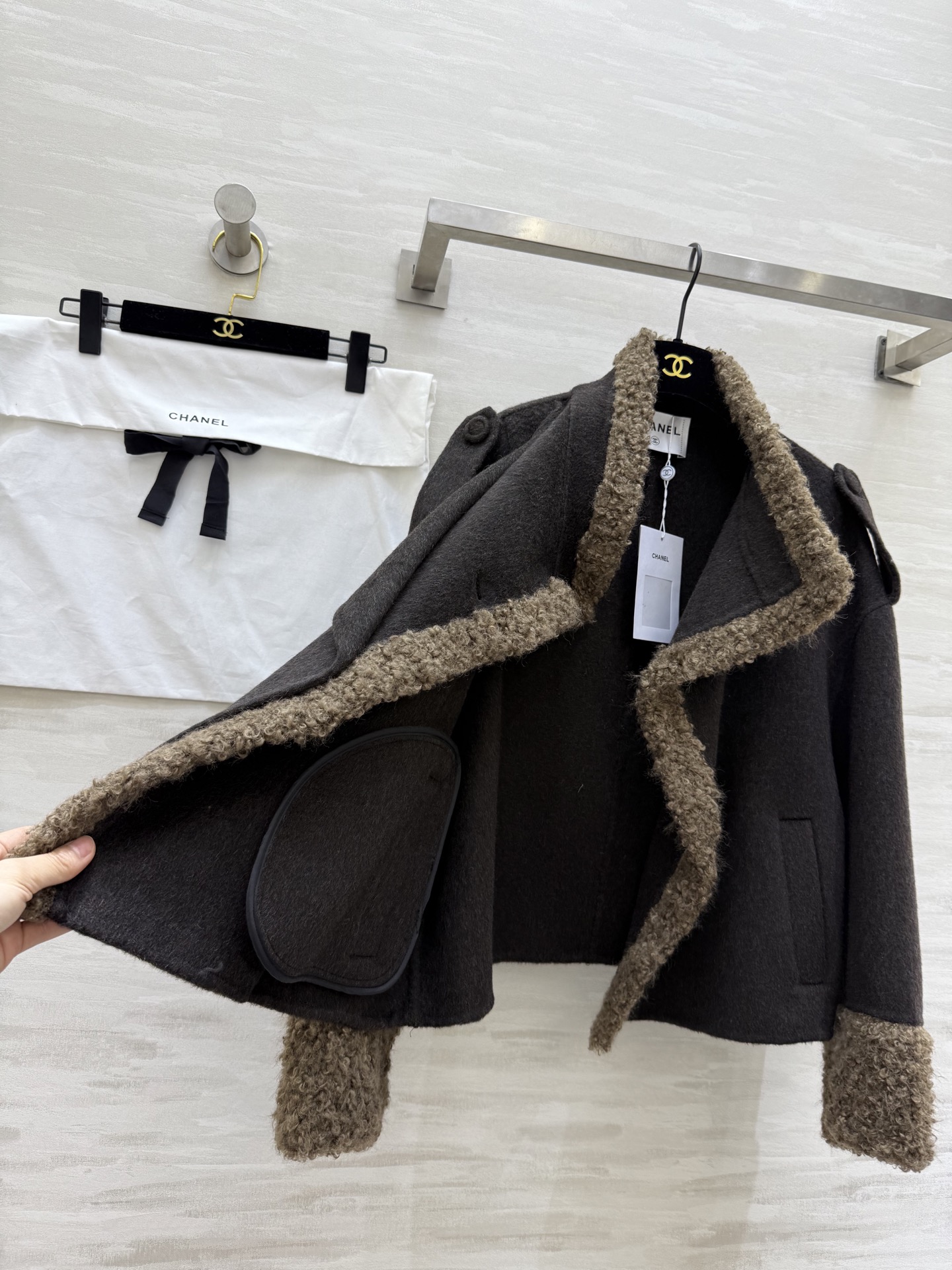 #Chane♡羊羔毛双面羊毛呢外套 高品质定制 现货首发size：S/M/L（s码肩宽：56，胸围：12