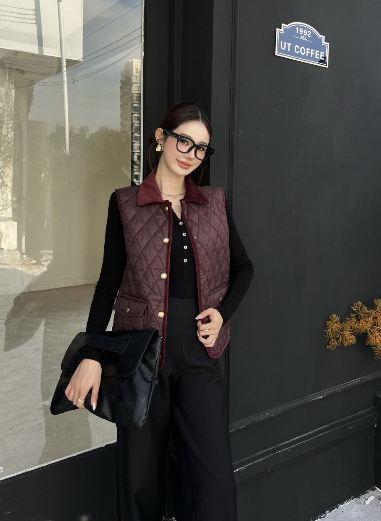 NO:684026,,,19860909,,,Women's clothing