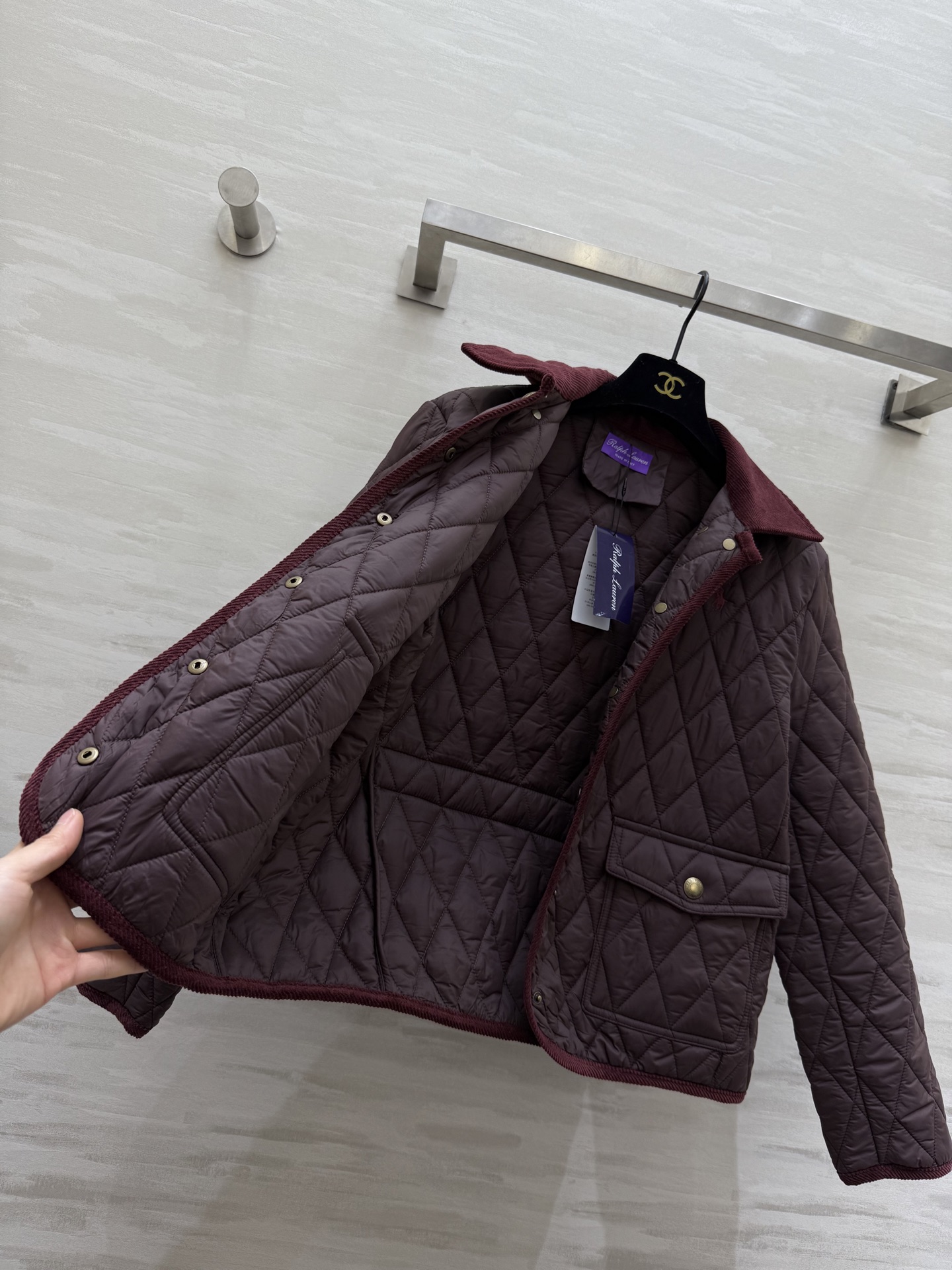 #拉夫劳伦紫标系列 菱格绗缝棉服外套 经典荾格纹＋绒面翻领 复古精致 金属纽扣点缀 细节满分！高品质 现