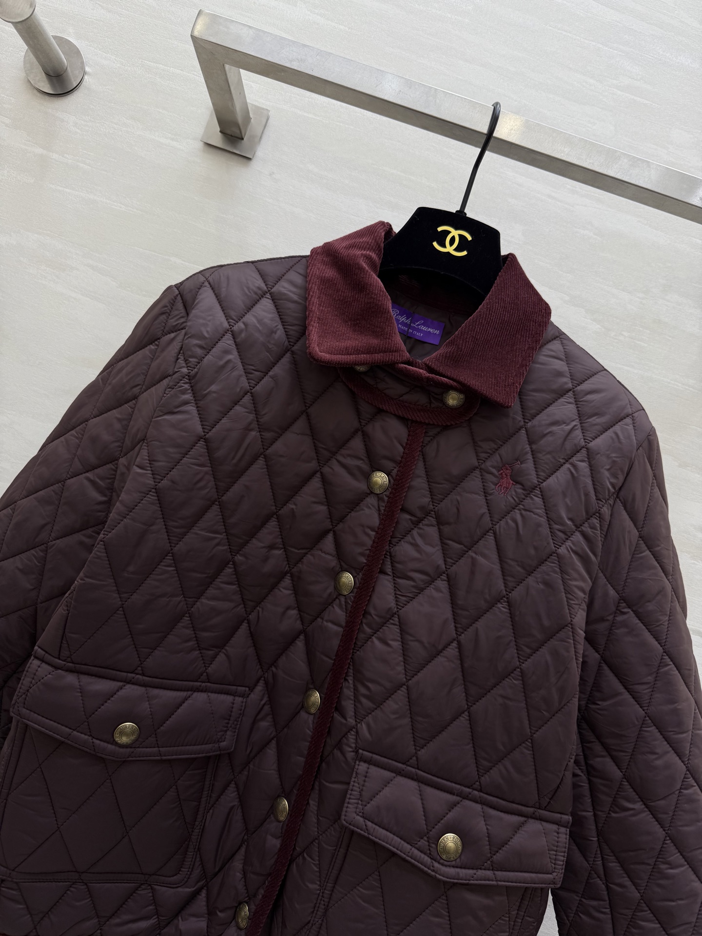 #拉夫劳伦紫标系列 菱格绗缝棉服外套 经典荾格纹＋绒面翻领 复古精致 金属纽扣点缀 细节满分！高品质 现