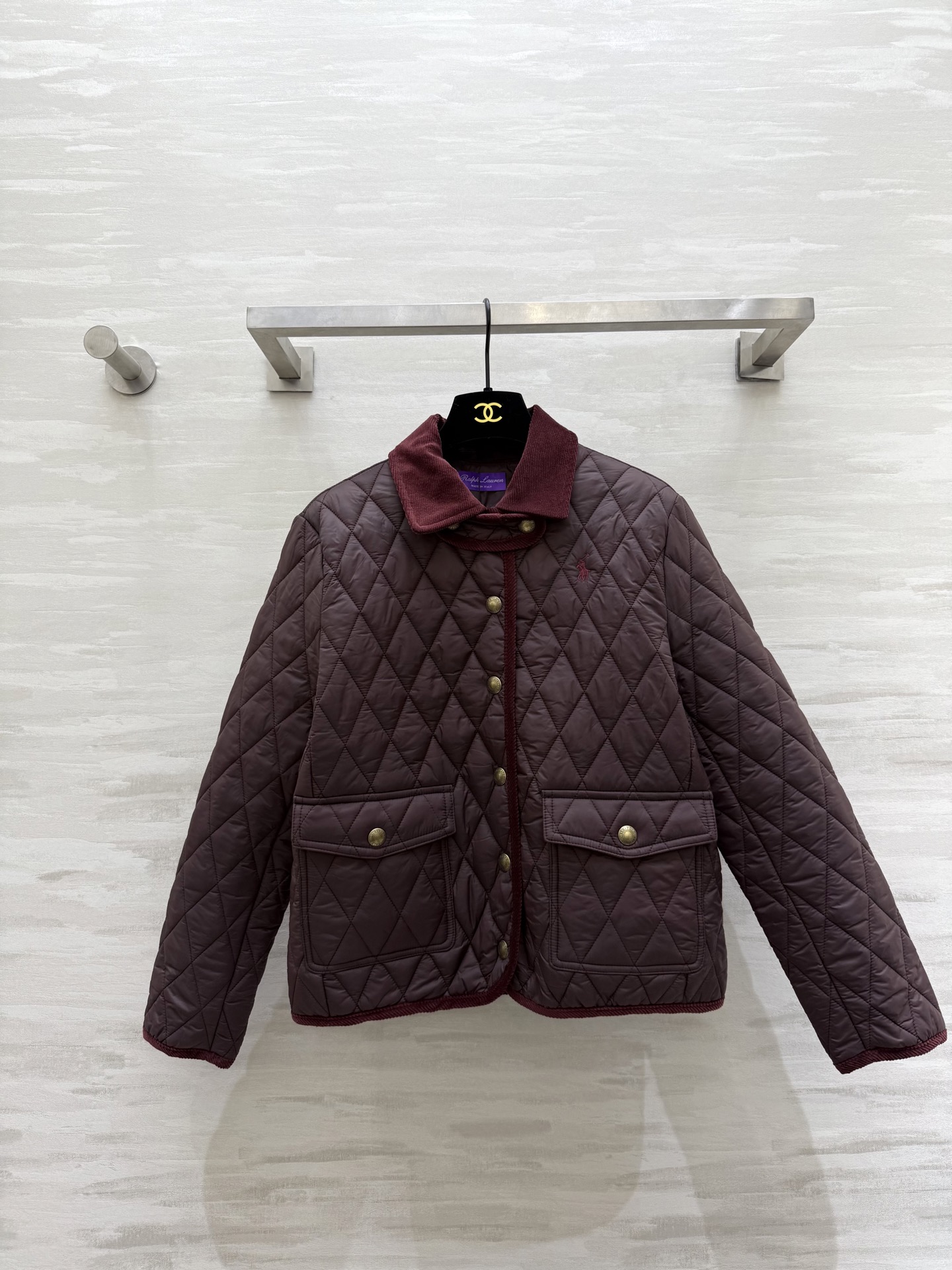 #拉夫劳伦紫标系列 菱格绗缝棉服外套 经典荾格纹＋绒面翻领 复古精致 金属纽扣点缀 细节满分！高品质 现