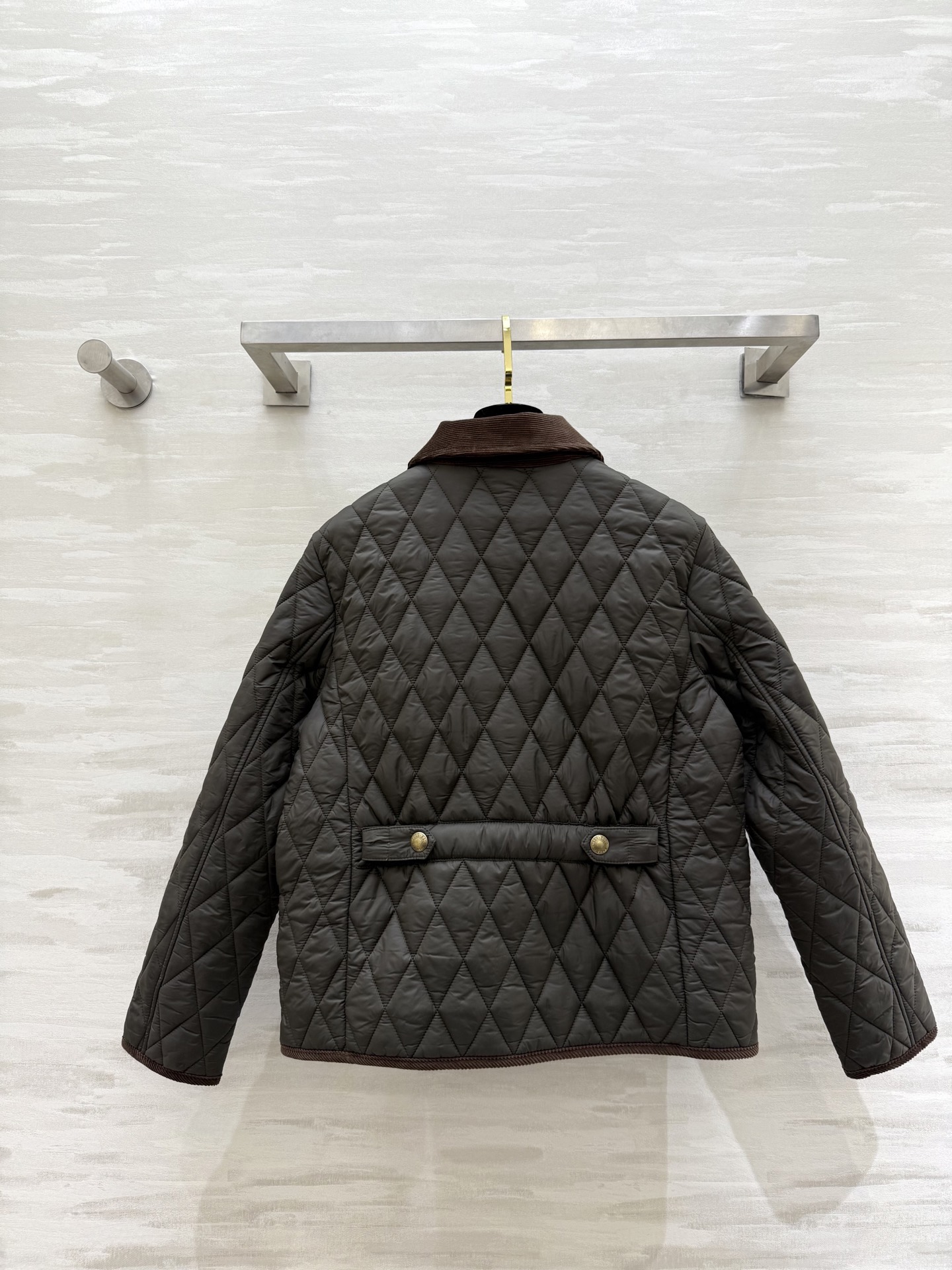 #拉夫劳伦紫标系列 菱格绗缝棉服外套 经典荾格纹＋绒面翻领 复古精致 金属纽扣点缀 细节满分！高品质 现