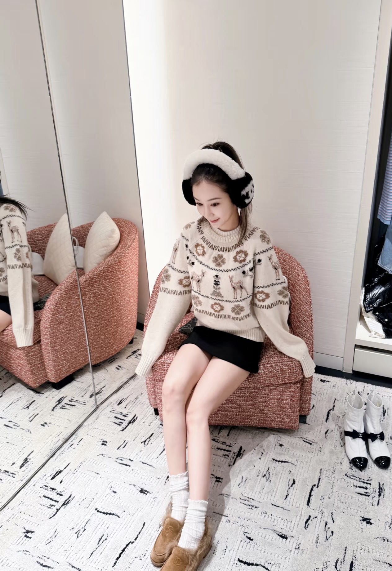 NO:684034,,,19860909,,,Women's clothing