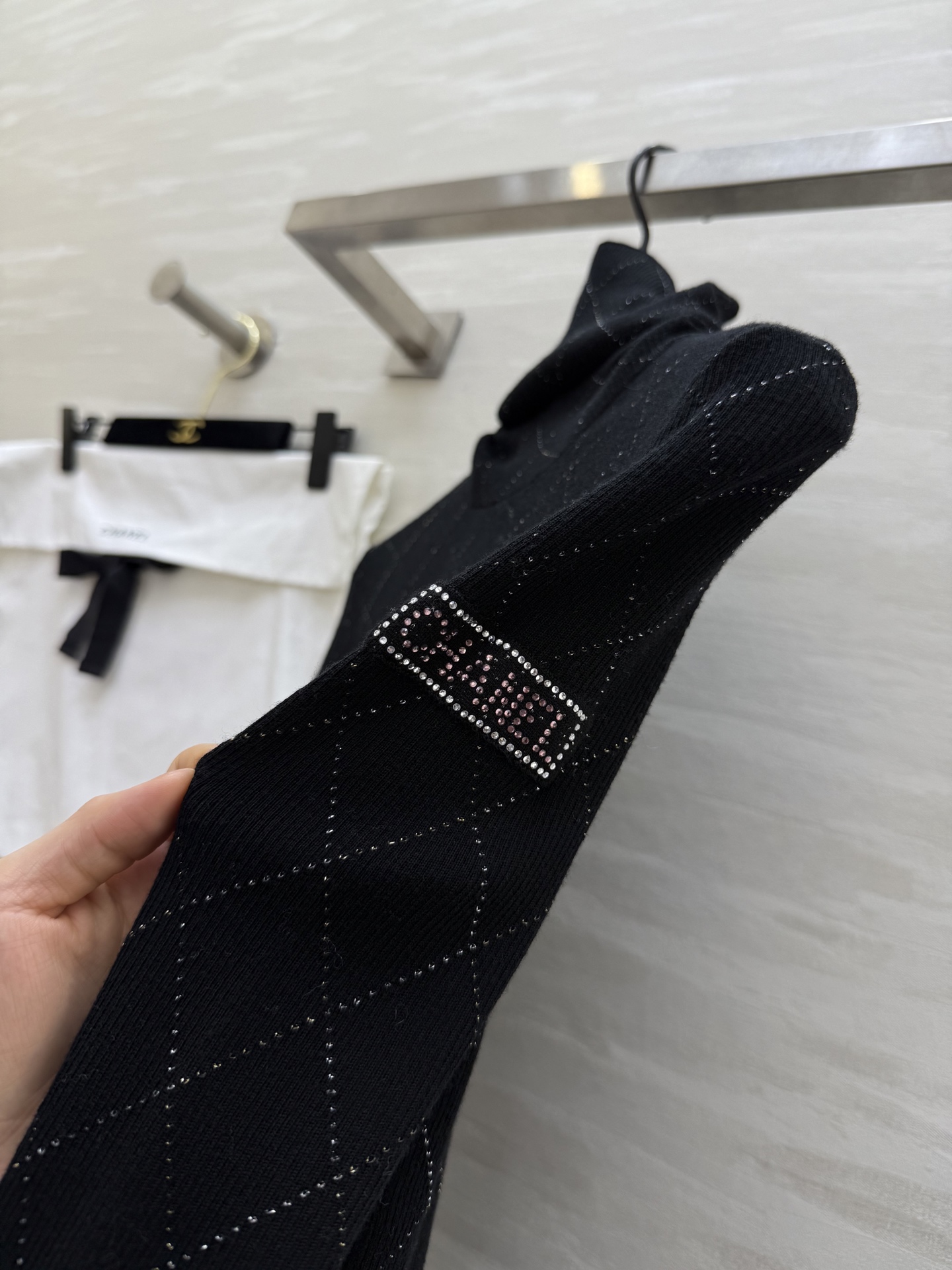 #Chane♡²⁵N 滑雪系列 高领长袖打底 原版定制纱线 采用18针挂毛工艺 织物里添加超细金银丝 才