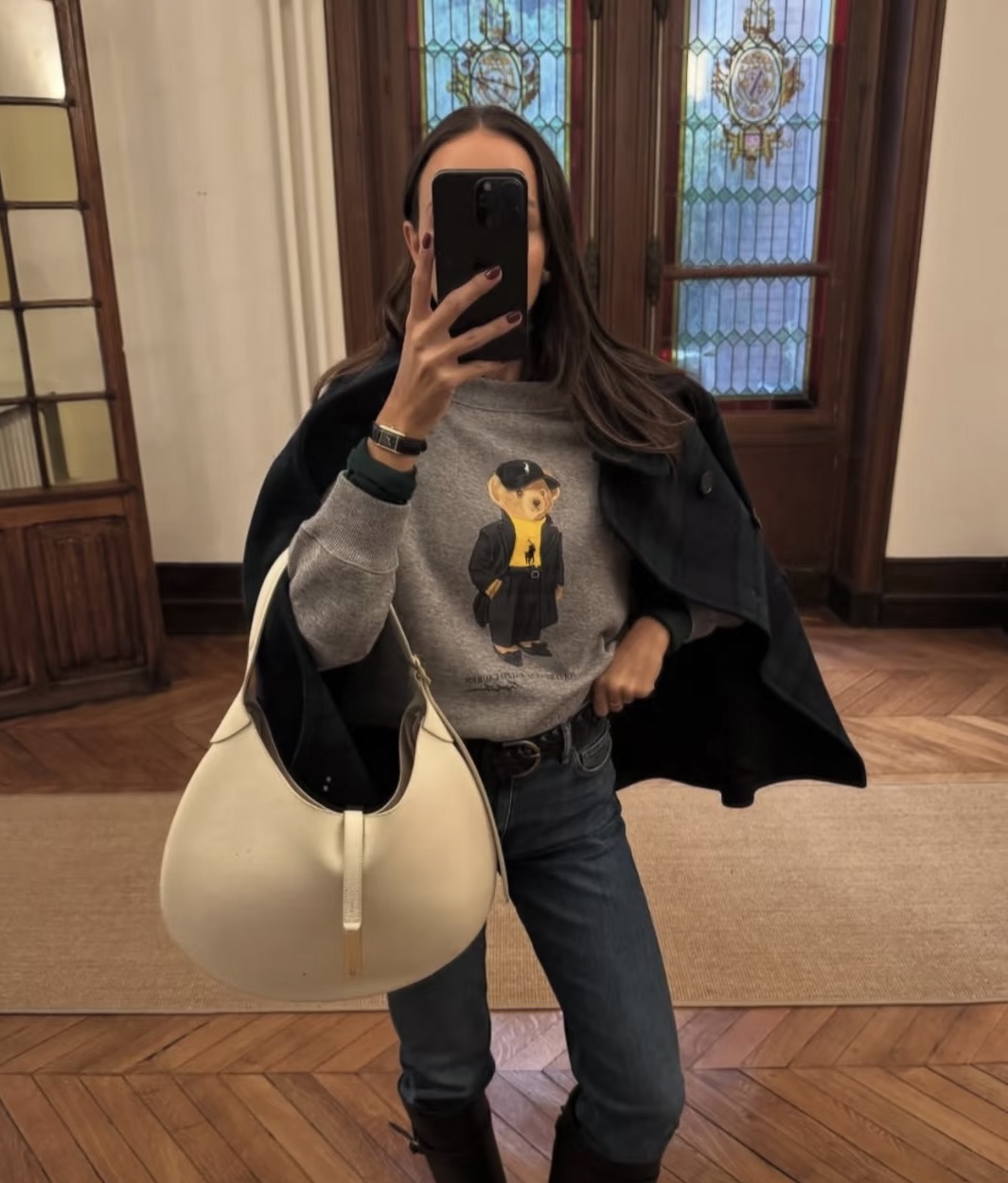 NO:684910,,,19860909,,,Women's clothing