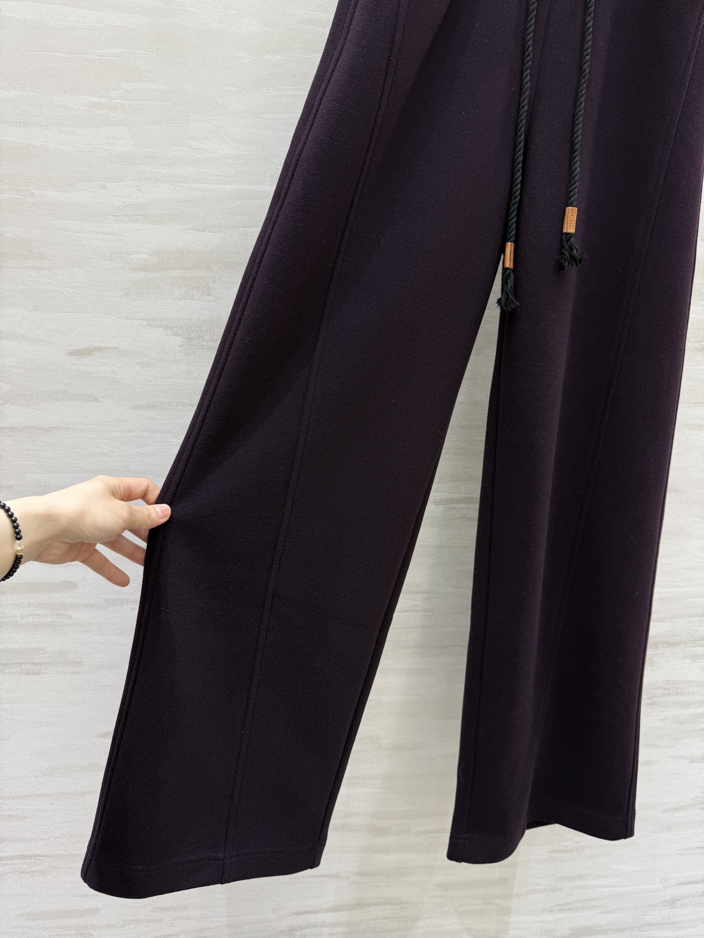 #Loew♡²⁶新款 羊毛直筒裤 无敌好裤型 高品质定制 现货首发size：26/27/28/29/30