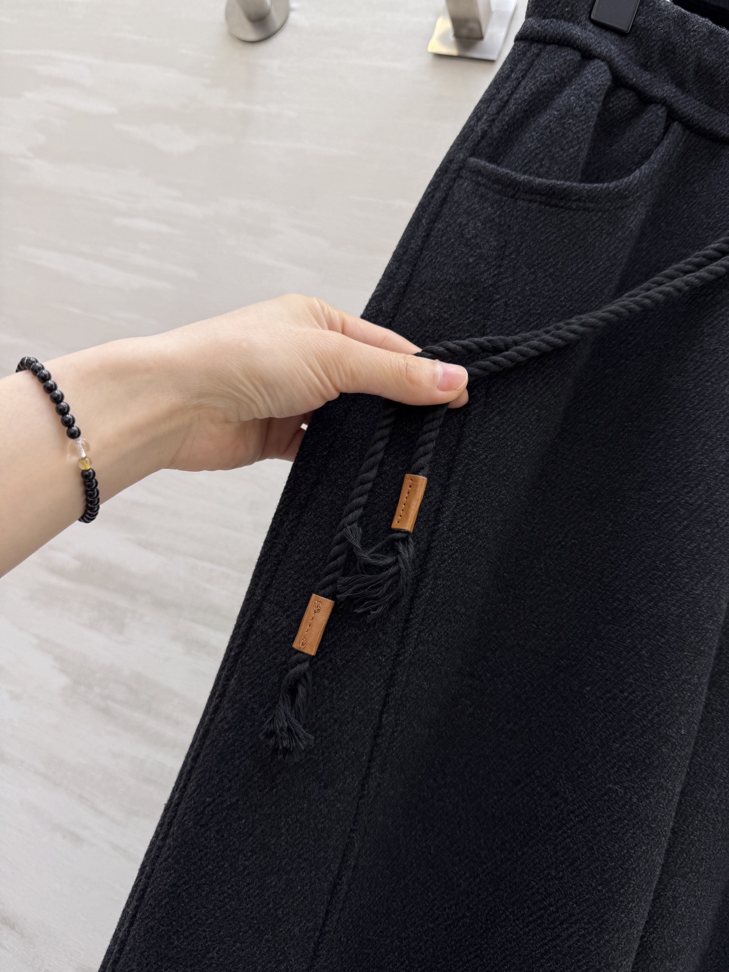 #Loew♡²⁶新款 羊毛直筒裤 无敌好裤型 高品质定制 现货首发size：26/27/28/29/30