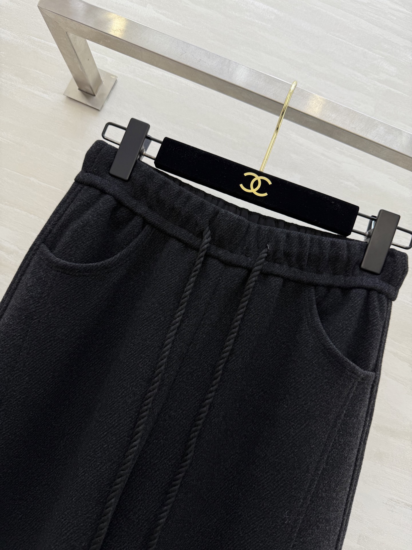 #Loew♡²⁶新款 羊毛直筒裤 无敌好裤型 高品质定制 现货首发size：26/27/28/29/30
